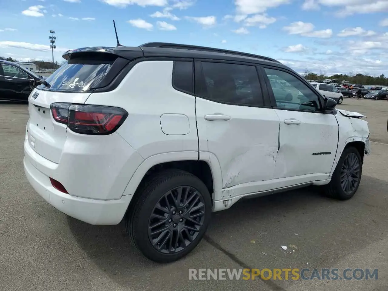 3 Photograph of a damaged car 3C4NJDCN3PT552039 JEEP COMPASS 2023