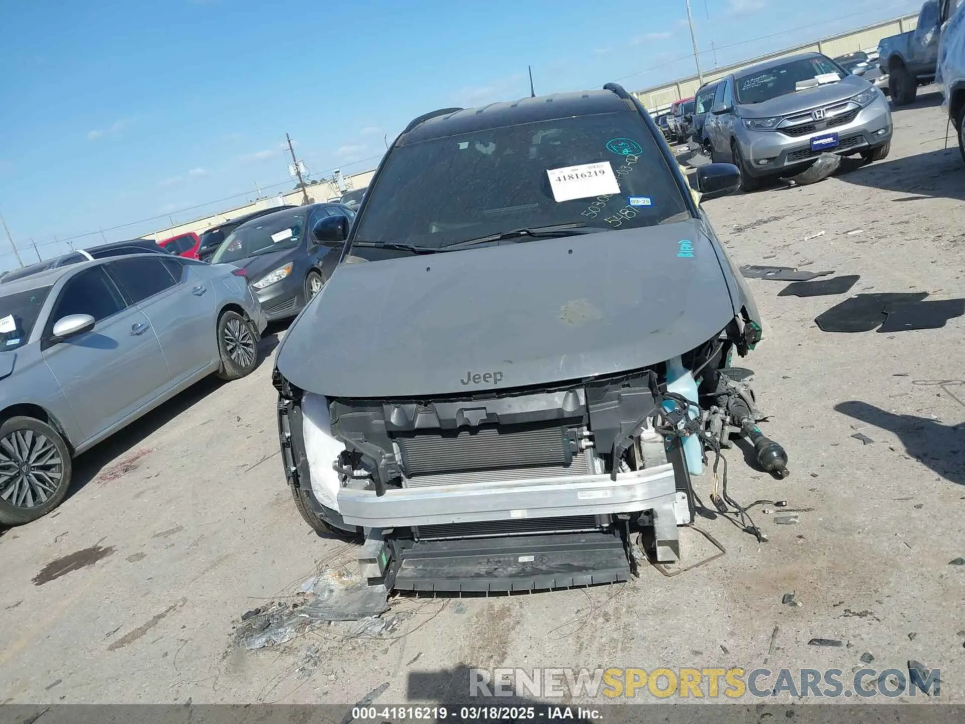 13 Photograph of a damaged car 3C4NJDCN4PT505487 JEEP COMPASS 2023