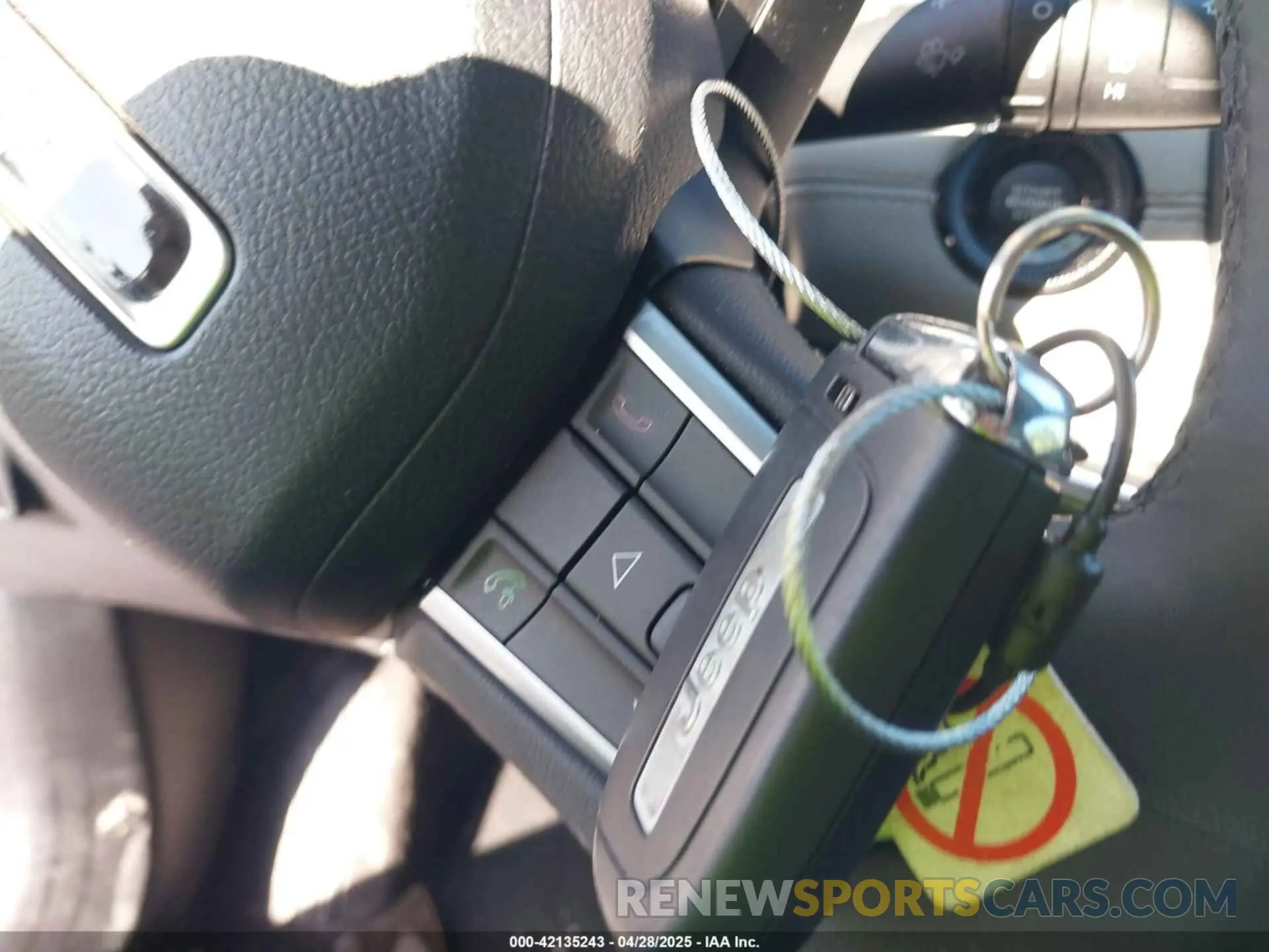 11 Photograph of a damaged car 3C4NJDCN5PT565844 JEEP COMPASS 2023