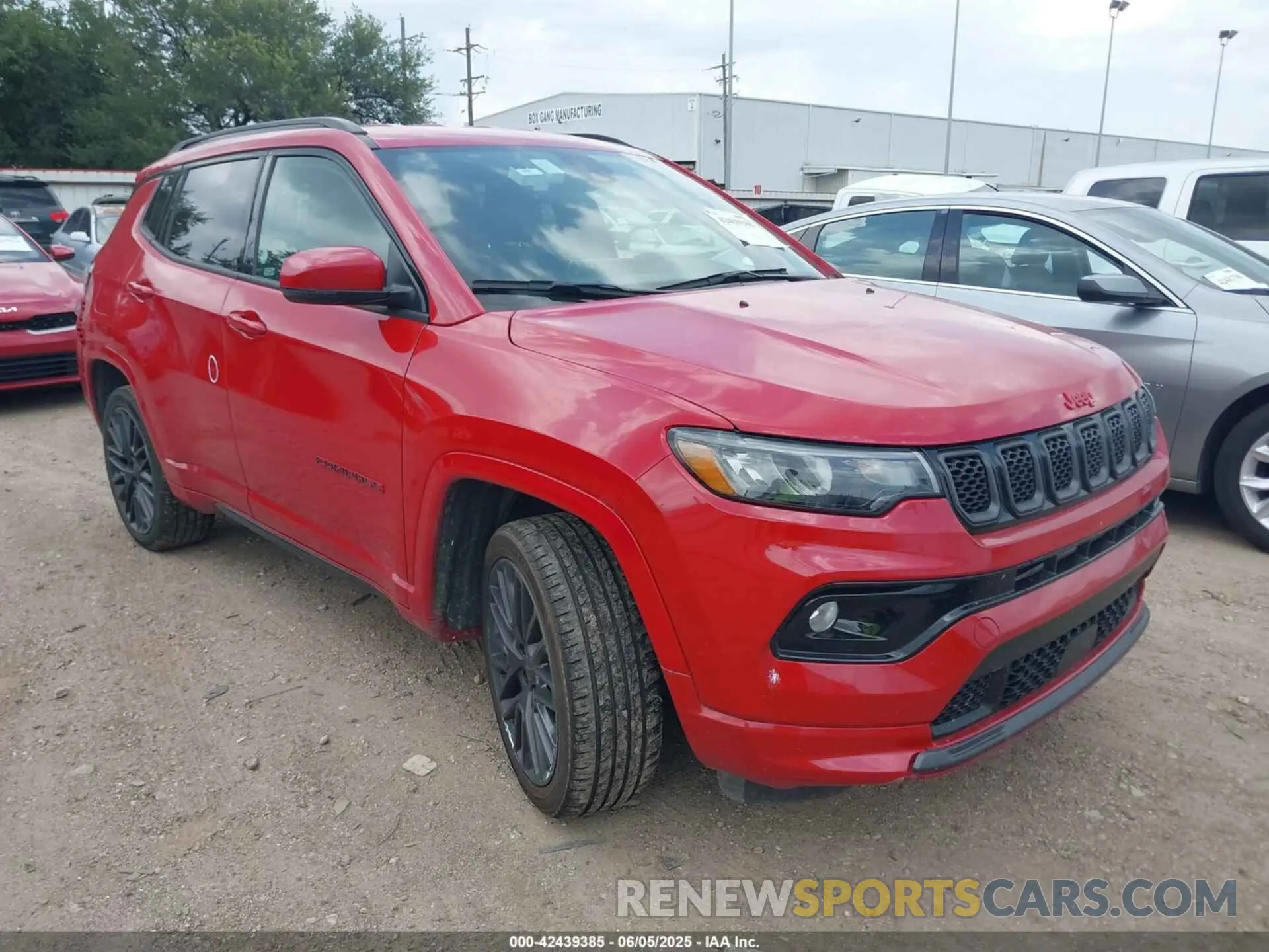 1 Photograph of a damaged car 3C4NJDCN6PT511615 JEEP COMPASS 2023