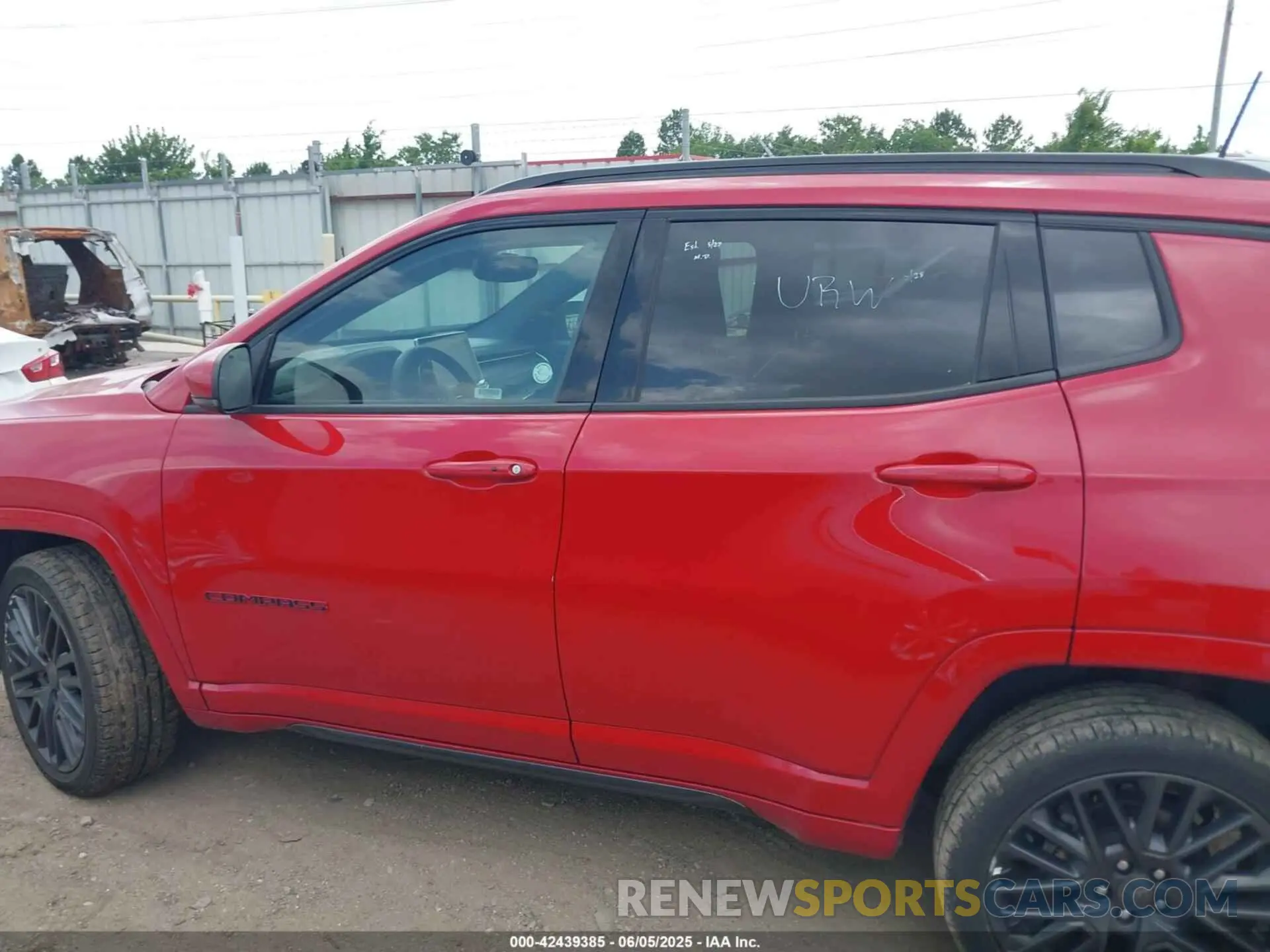 14 Photograph of a damaged car 3C4NJDCN6PT511615 JEEP COMPASS 2023