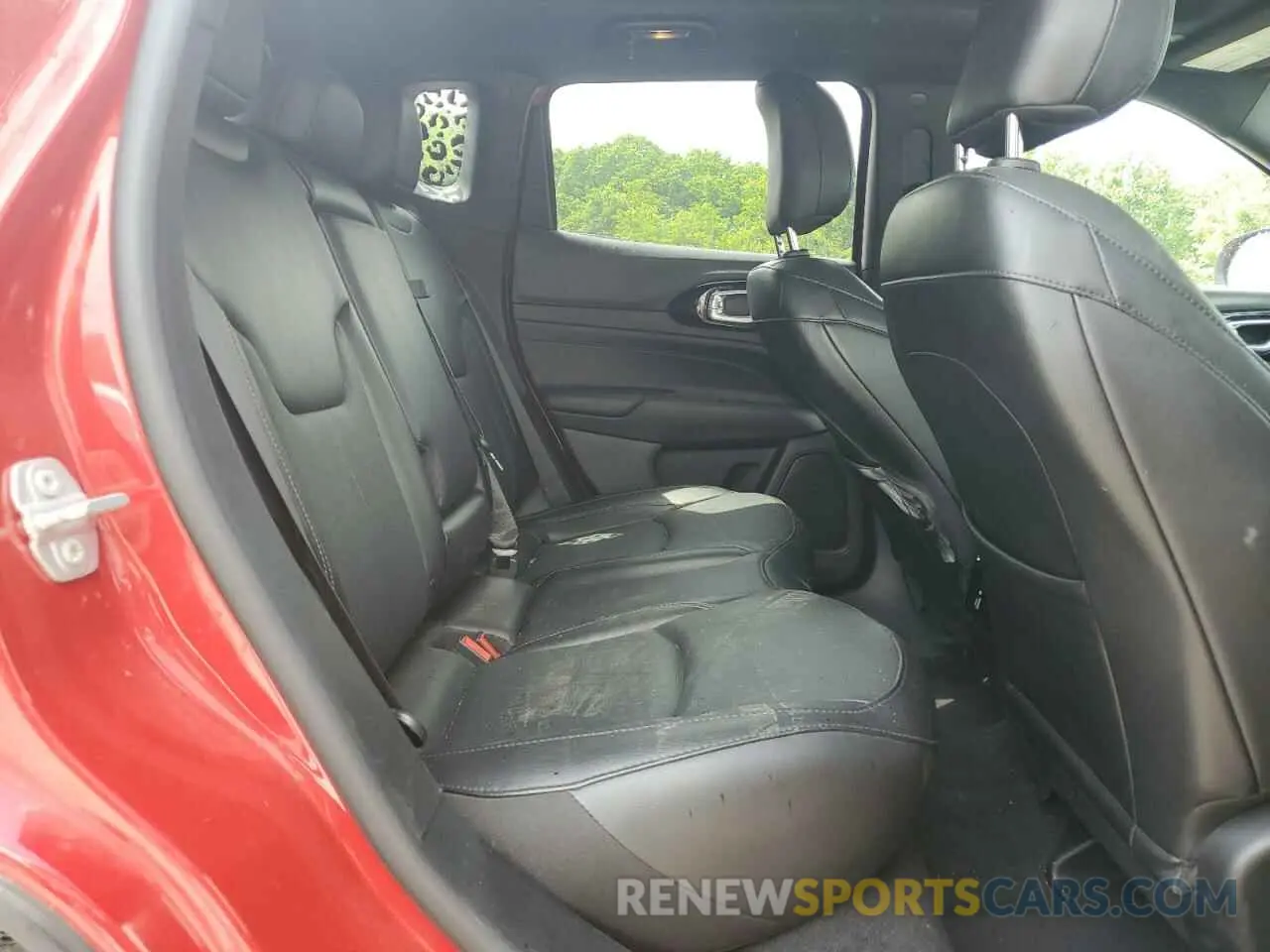 10 Photograph of a damaged car 3C4NJDCN7PT500848 JEEP COMPASS 2023