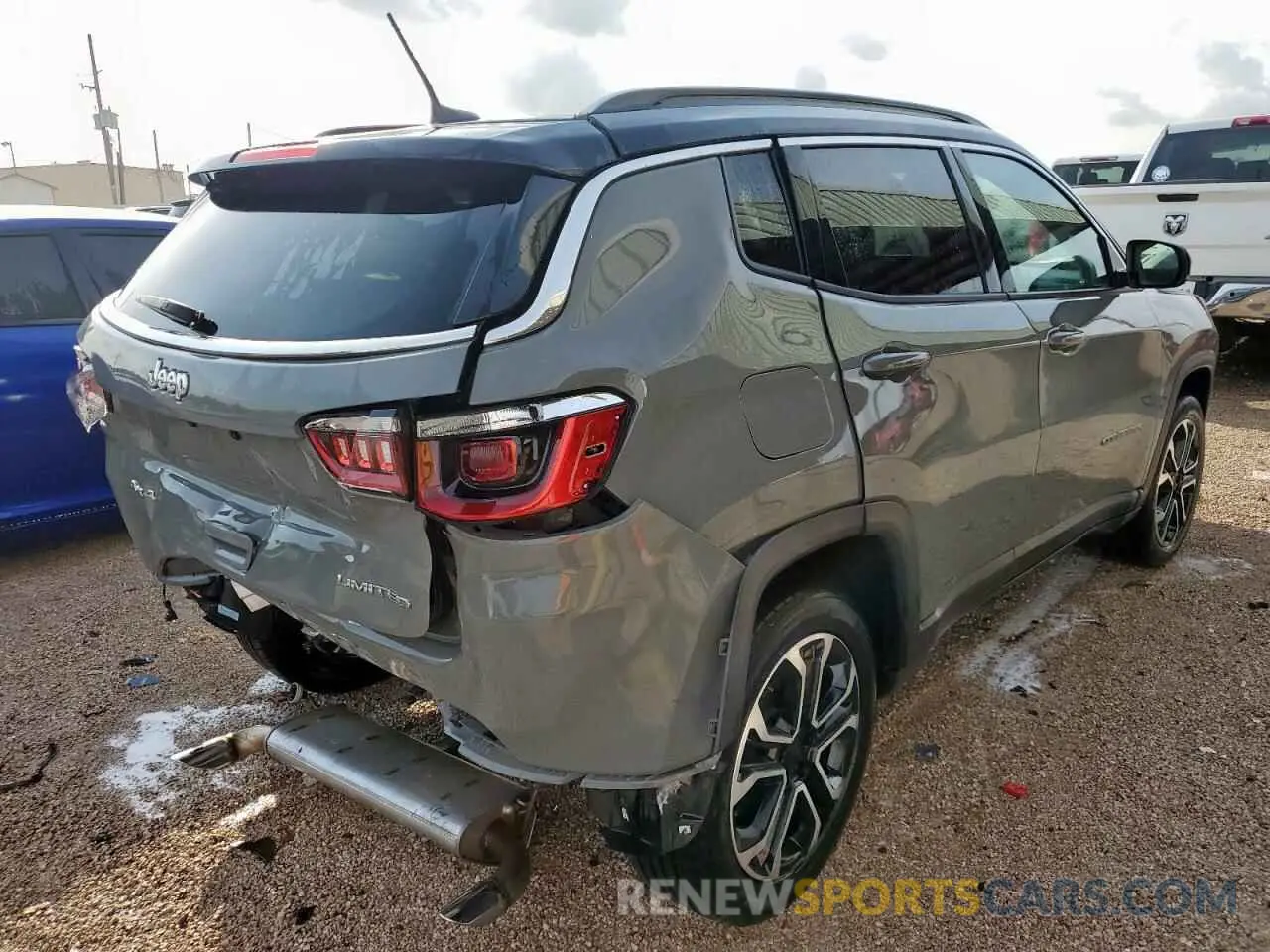 3 Photograph of a damaged car 3C4NJDCN7PT522669 JEEP COMPASS 2023