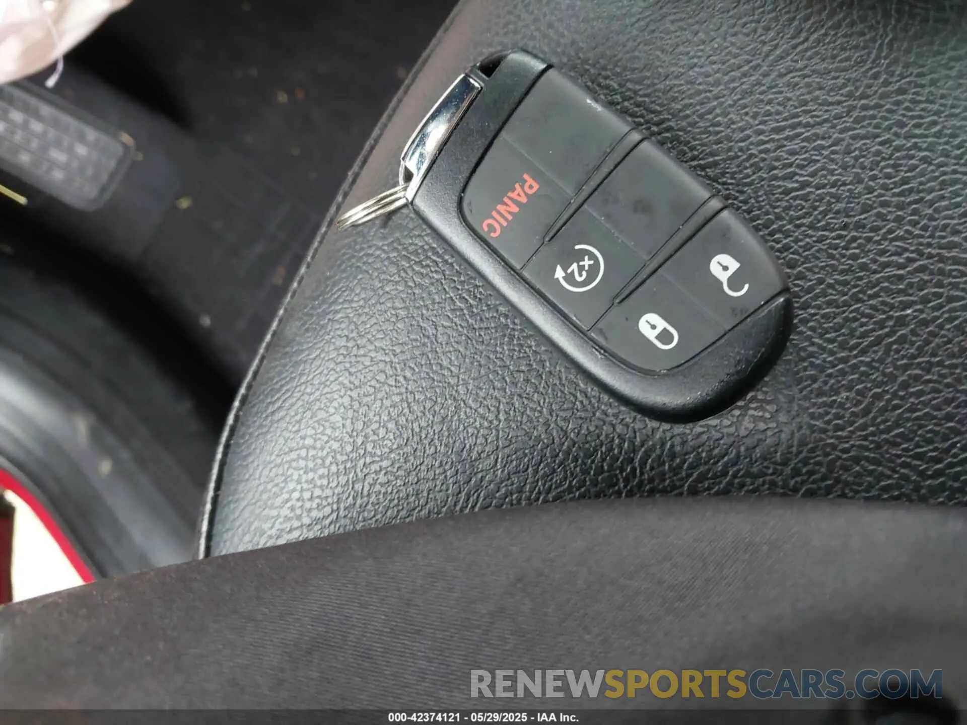 11 Photograph of a damaged car 3C4NJDCN7PT531789 JEEP COMPASS 2023