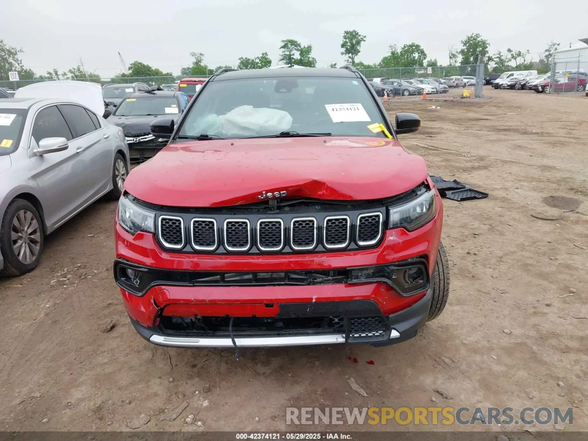 12 Photograph of a damaged car 3C4NJDCN7PT531789 JEEP COMPASS 2023
