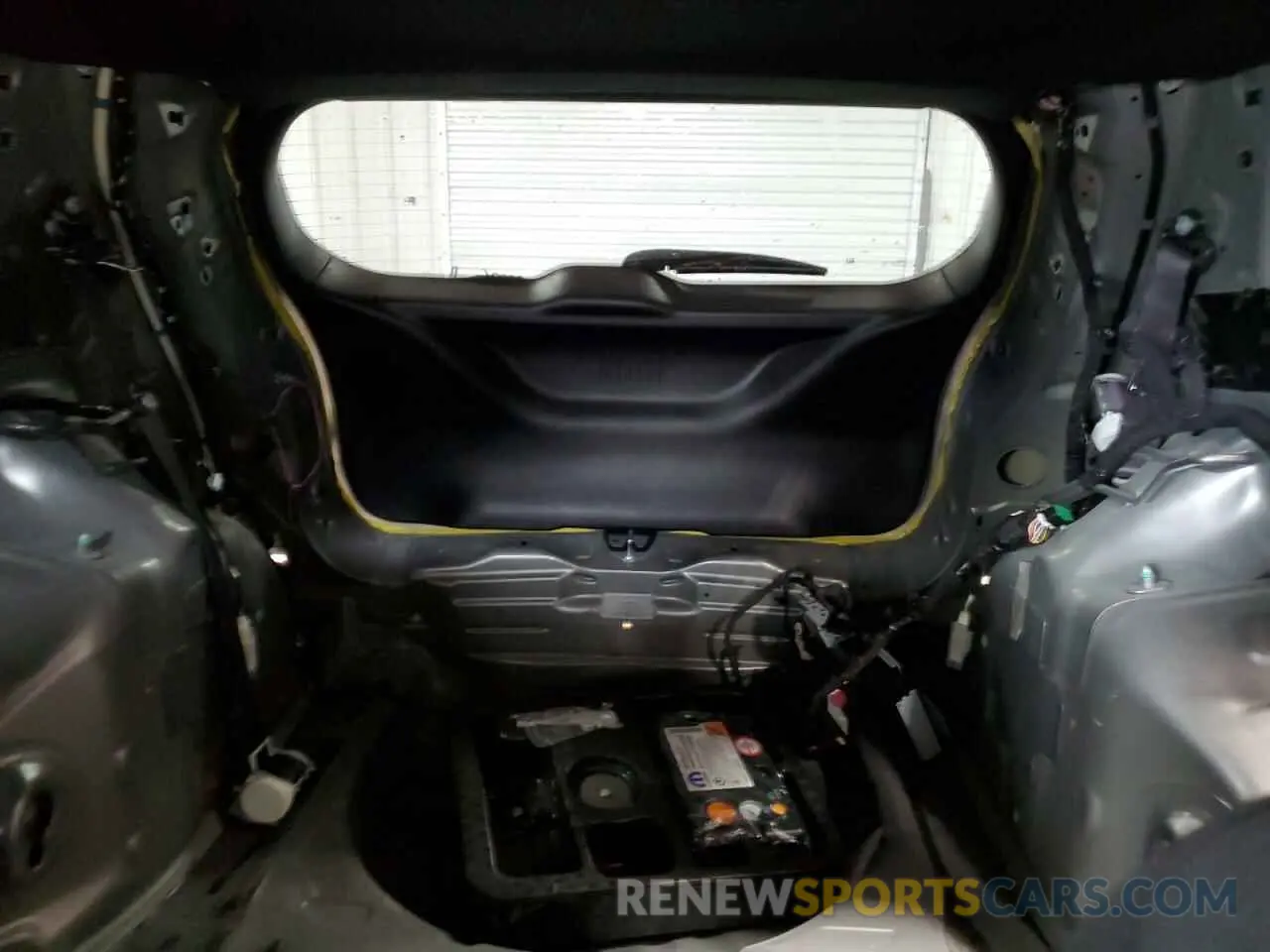 10 Photograph of a damaged car 3C4NJDCN7PT535874 JEEP COMPASS 2023
