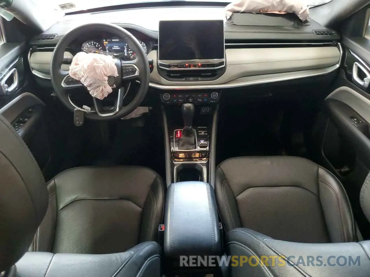 8 Photograph of a damaged car 3C4NJDCN7PT566056 JEEP COMPASS 2023