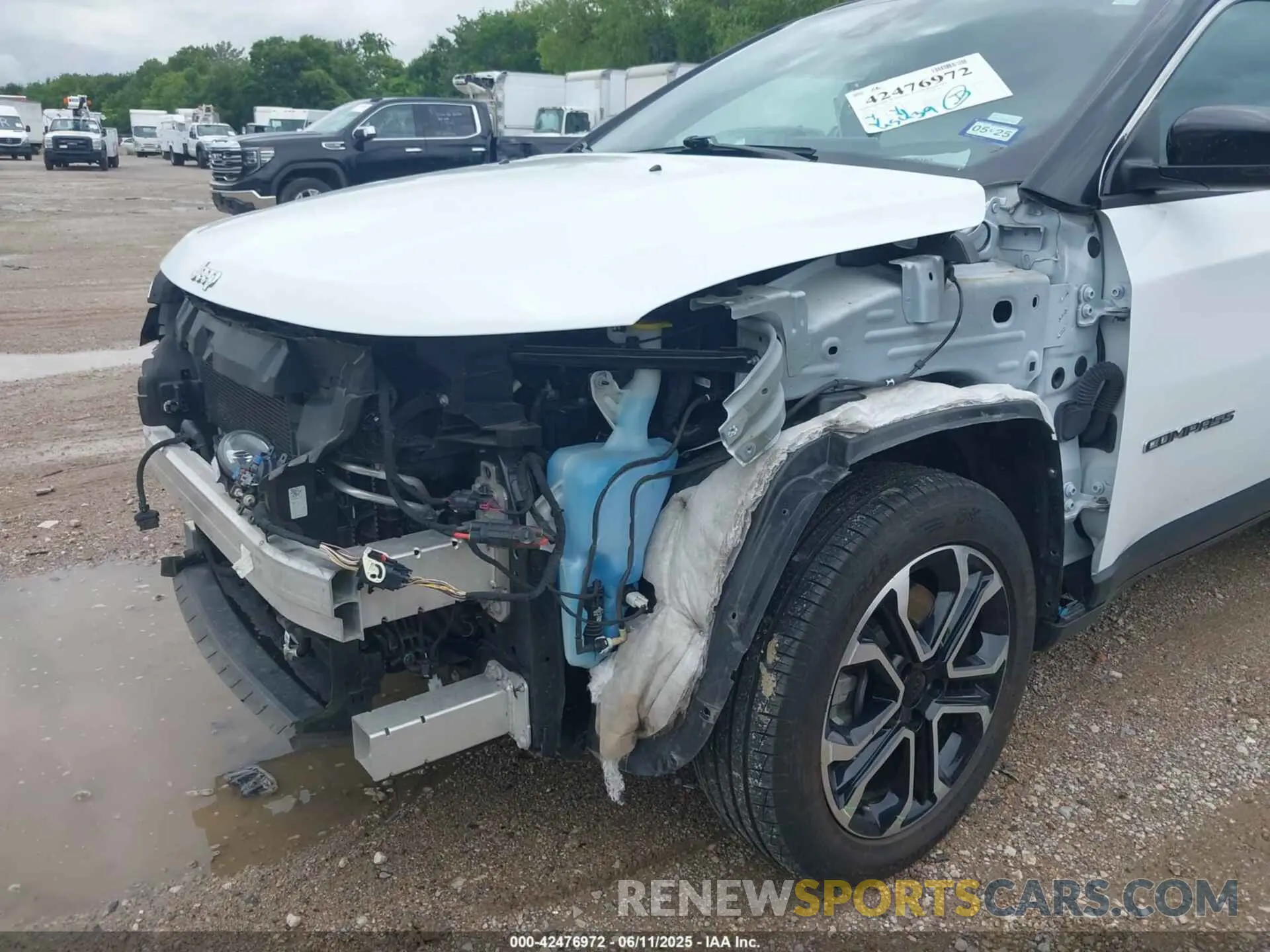 6 Photograph of a damaged car 3C4NJDCN7PT566543 JEEP COMPASS 2023