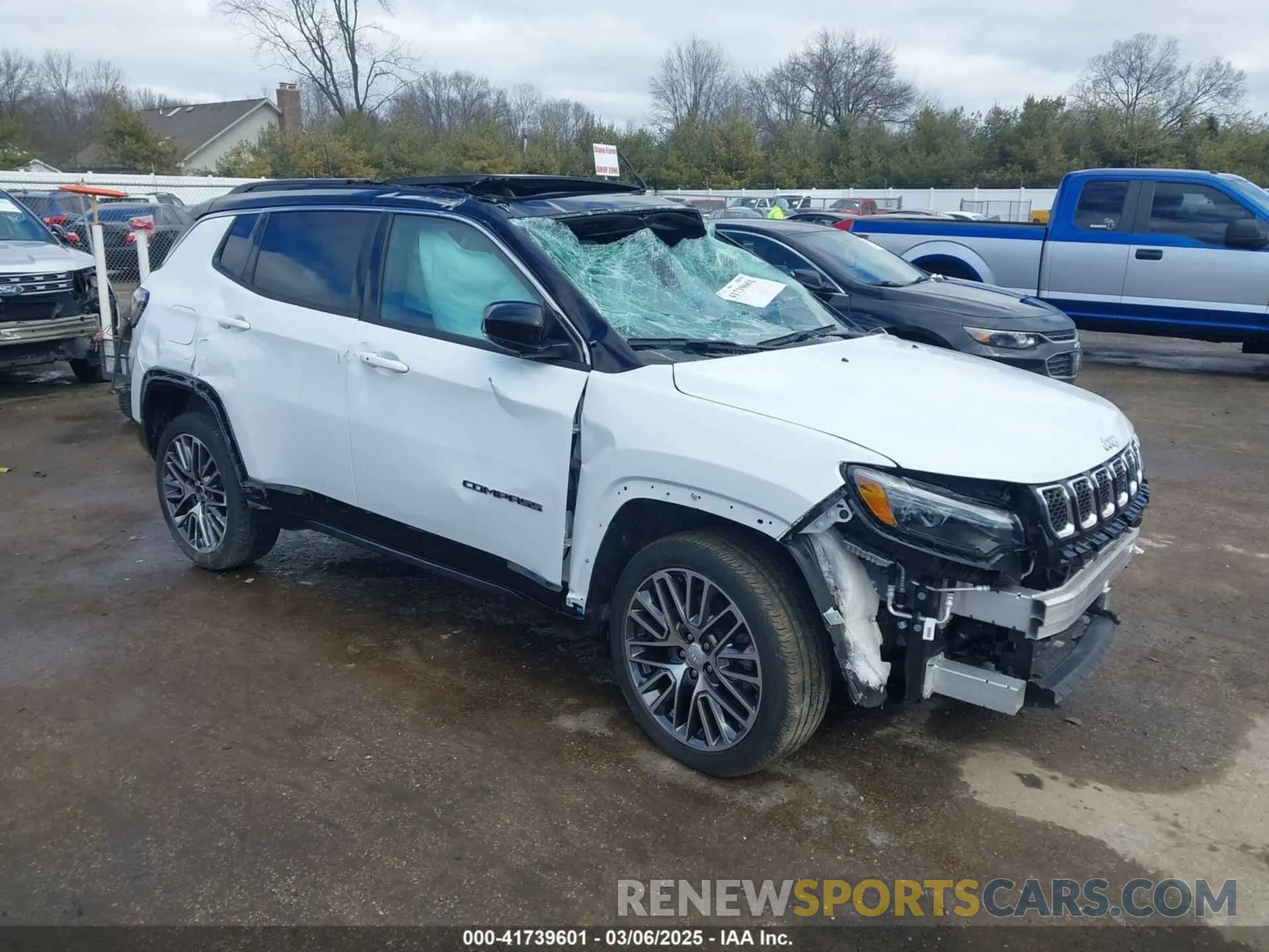 1 Photograph of a damaged car 3C4NJDCN8PT519960 JEEP COMPASS 2023