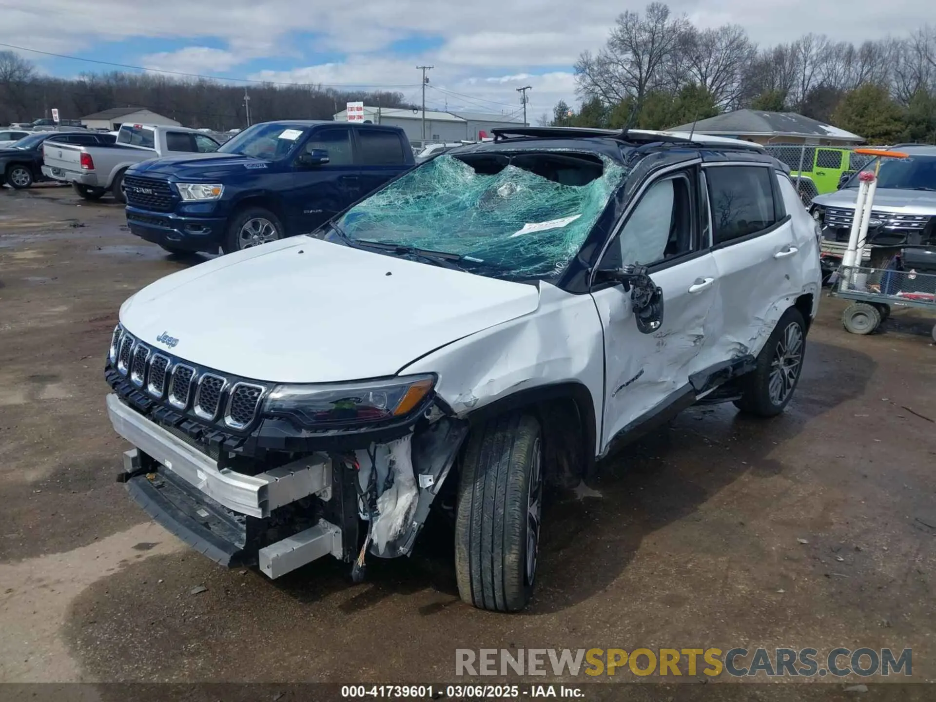 6 Photograph of a damaged car 3C4NJDCN8PT519960 JEEP COMPASS 2023