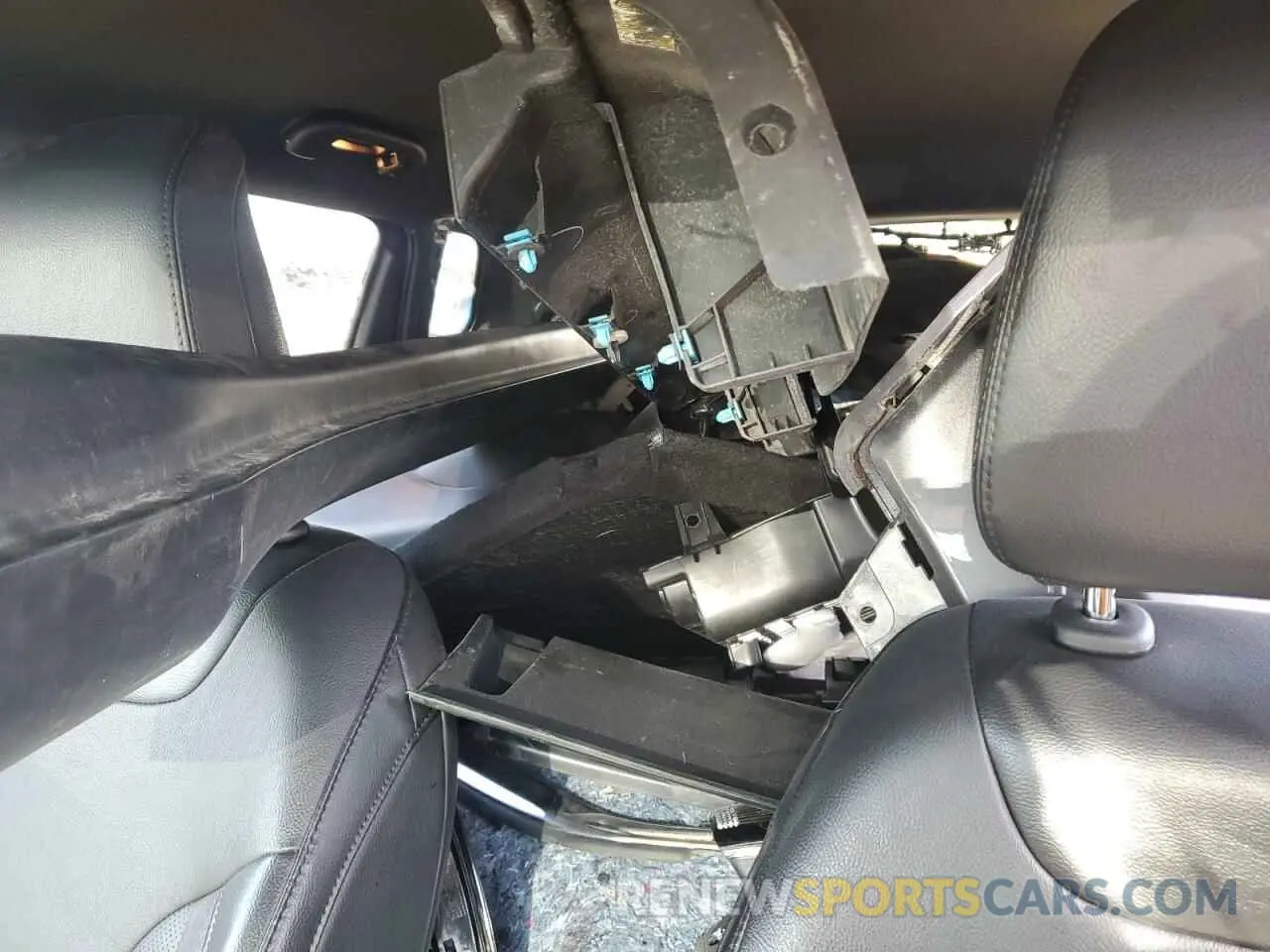 10 Photograph of a damaged car 3C4NJDCN8PT529629 JEEP COMPASS 2023