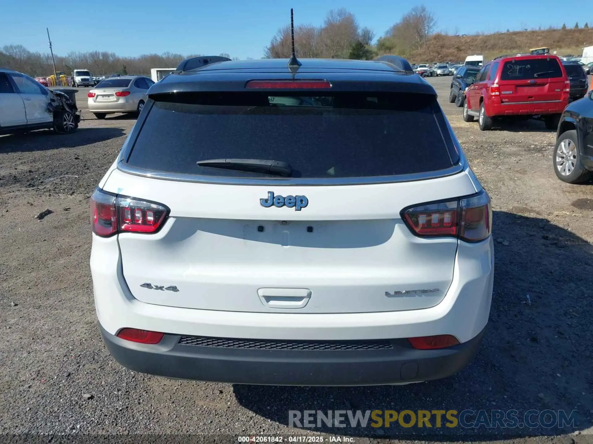 17 Photograph of a damaged car 3C4NJDCN8PT534989 JEEP COMPASS 2023