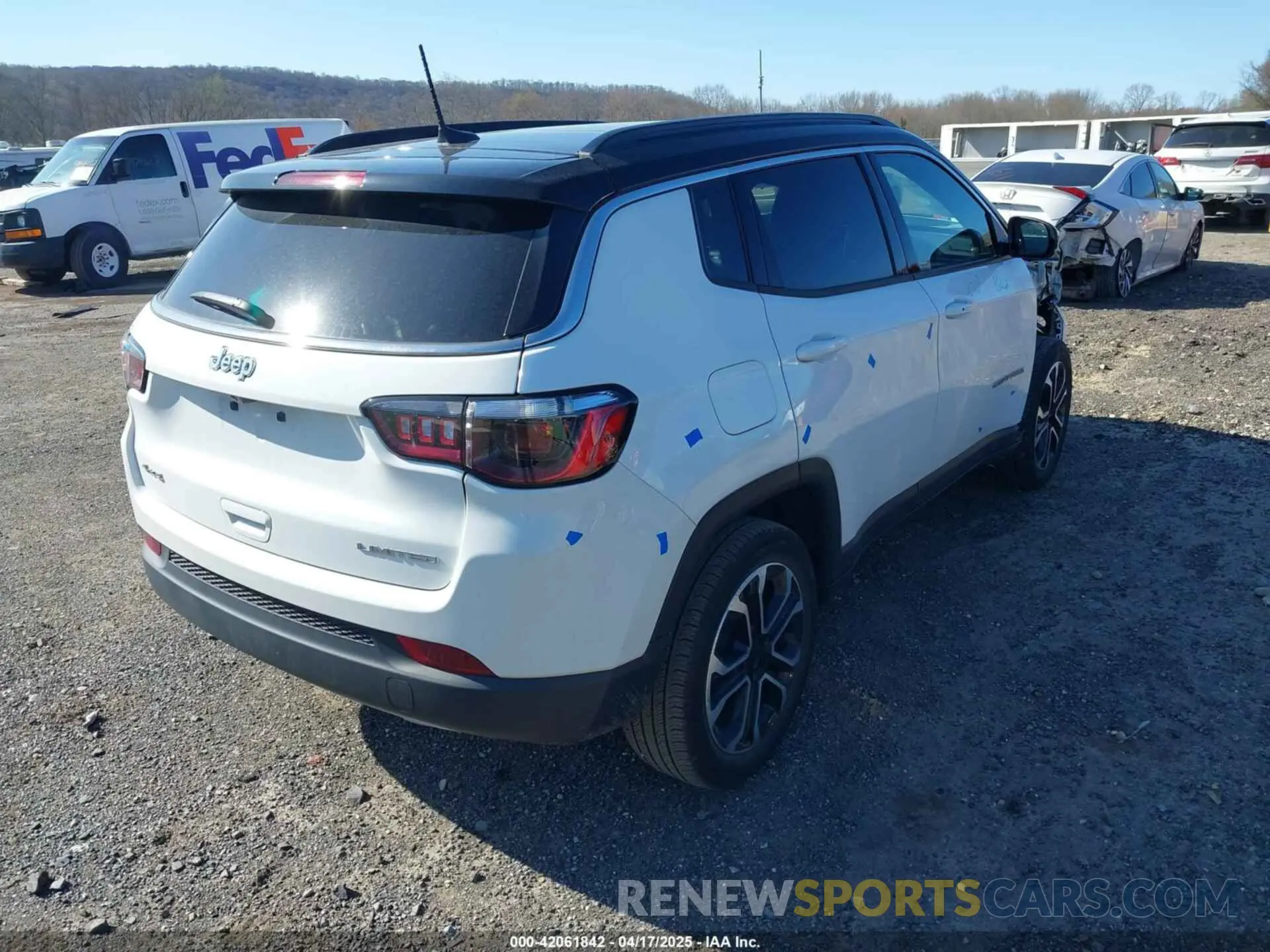 4 Photograph of a damaged car 3C4NJDCN8PT534989 JEEP COMPASS 2023