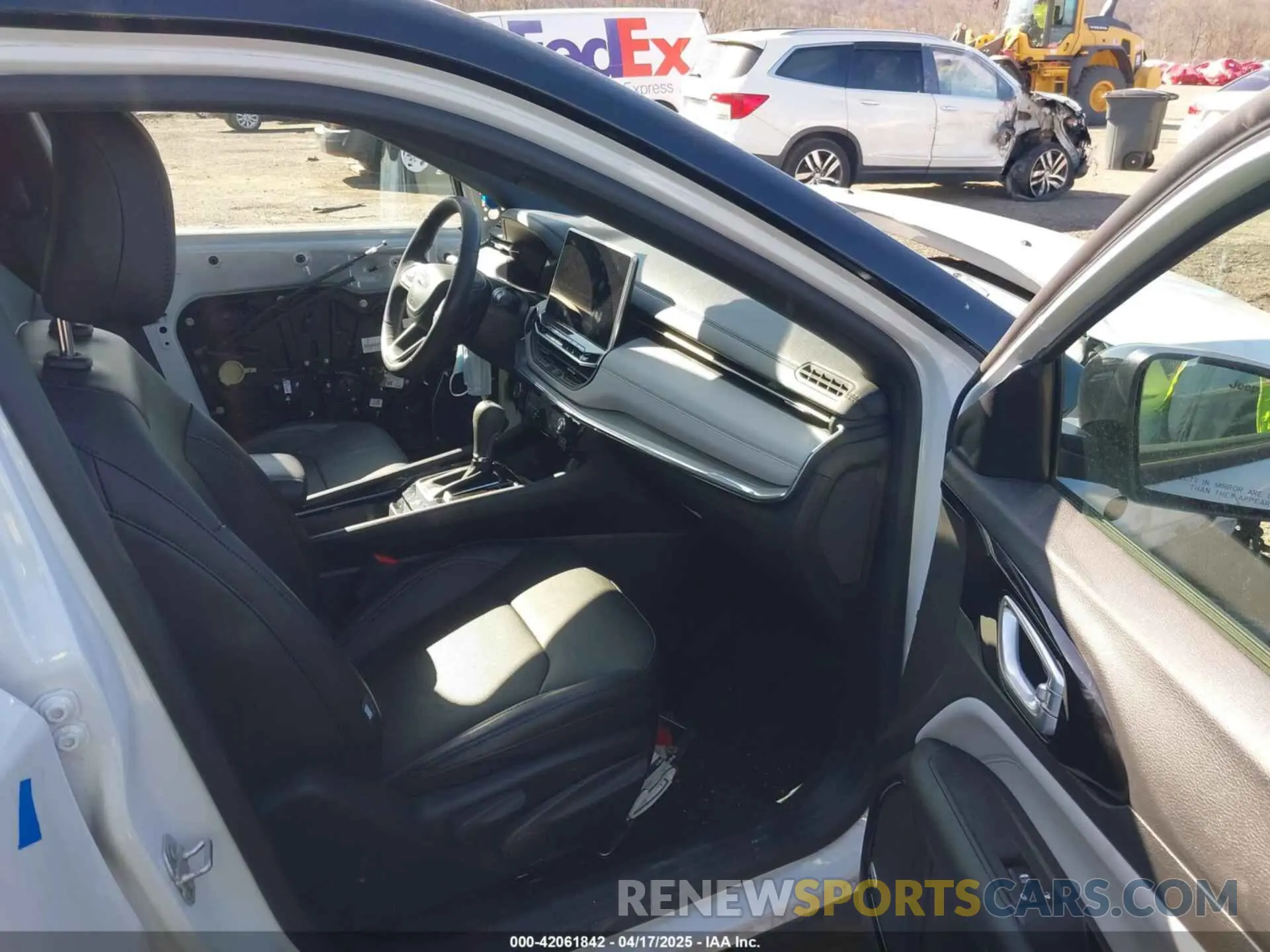 5 Photograph of a damaged car 3C4NJDCN8PT534989 JEEP COMPASS 2023