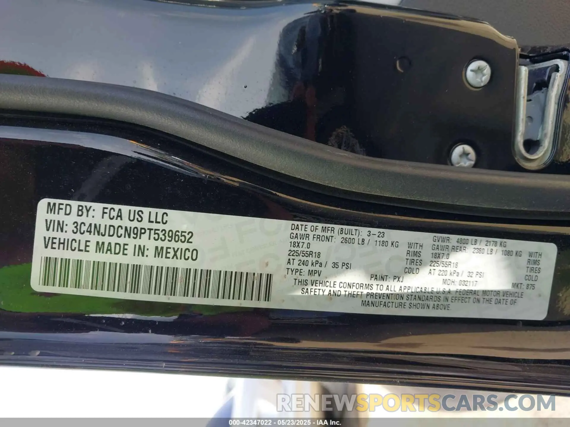 9 Photograph of a damaged car 3C4NJDCN9PT539652 JEEP COMPASS 2023