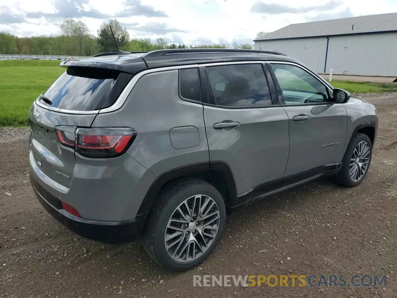 3 Photograph of a damaged car 3C4NJDCNXPT521564 JEEP COMPASS 2023