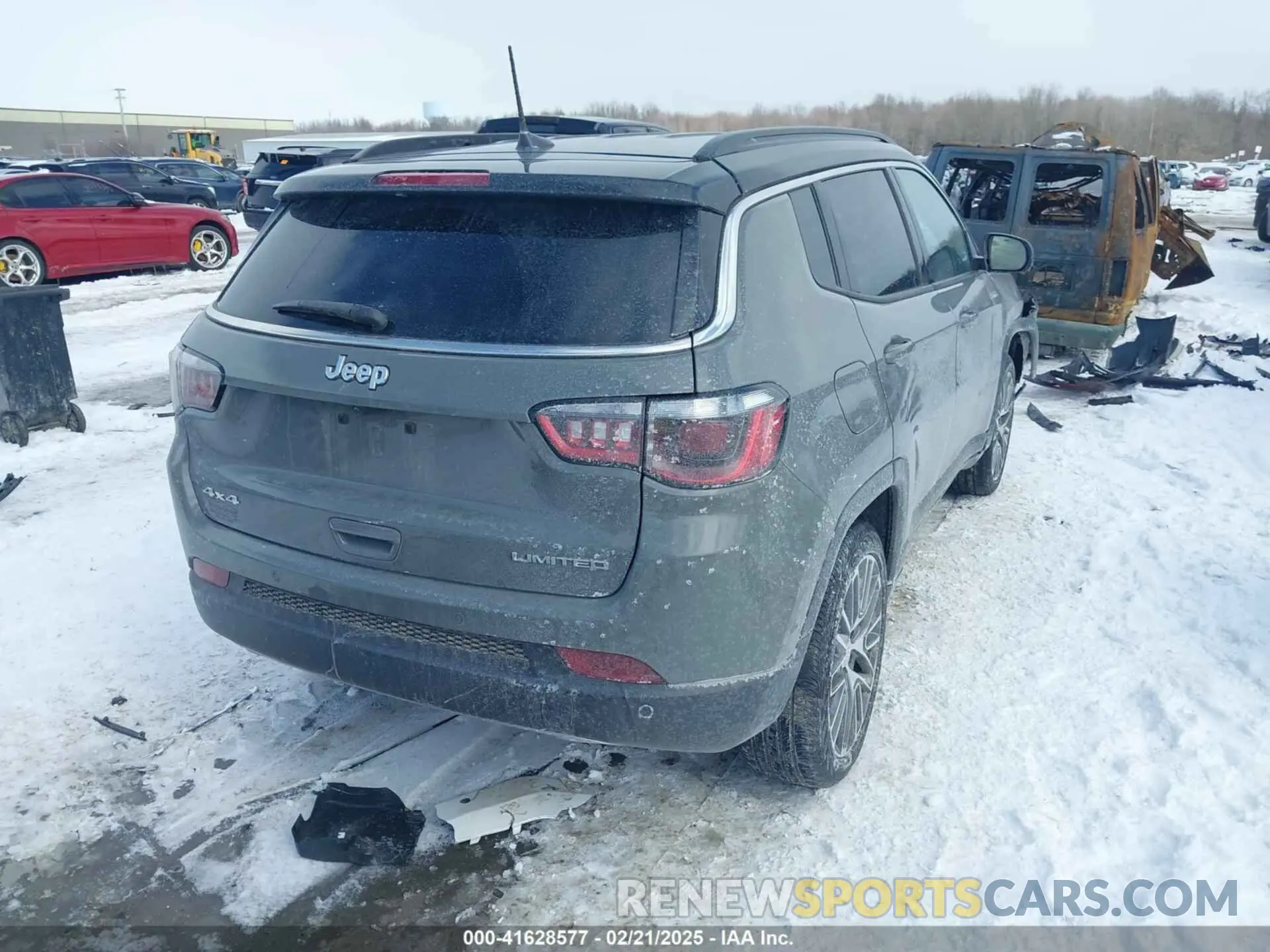 4 Photograph of a damaged car 3C4NJDCNXPT541331 JEEP COMPASS 2023