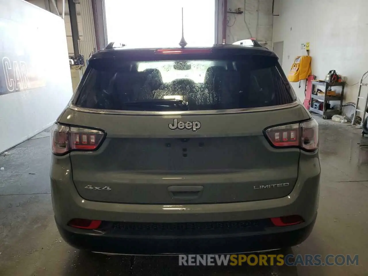 6 Photograph of a damaged car 3C4NJDCNXPT564799 JEEP COMPASS 2023