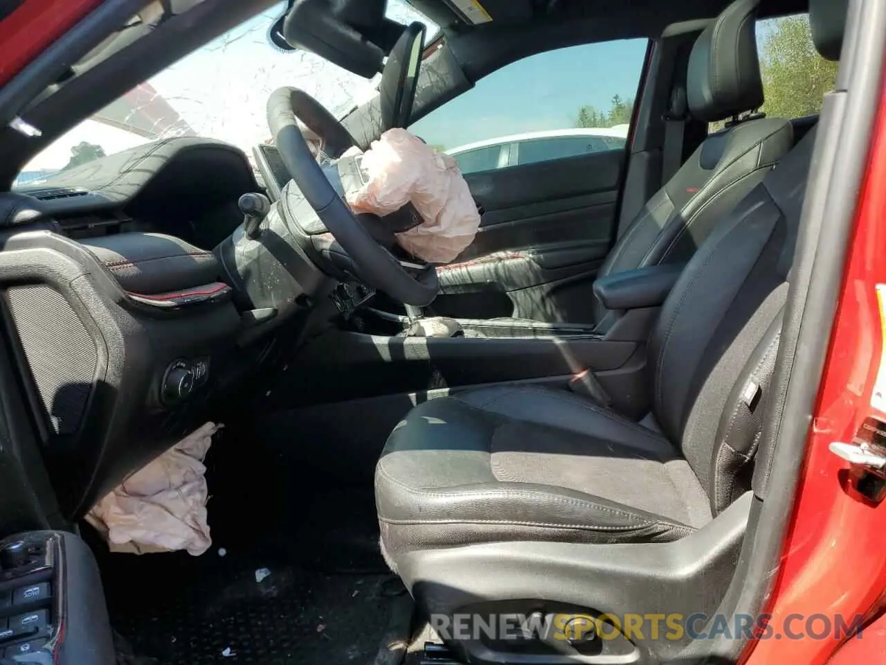 7 Photograph of a damaged car 3C4NJDDN0PT506697 JEEP COMPASS 2023