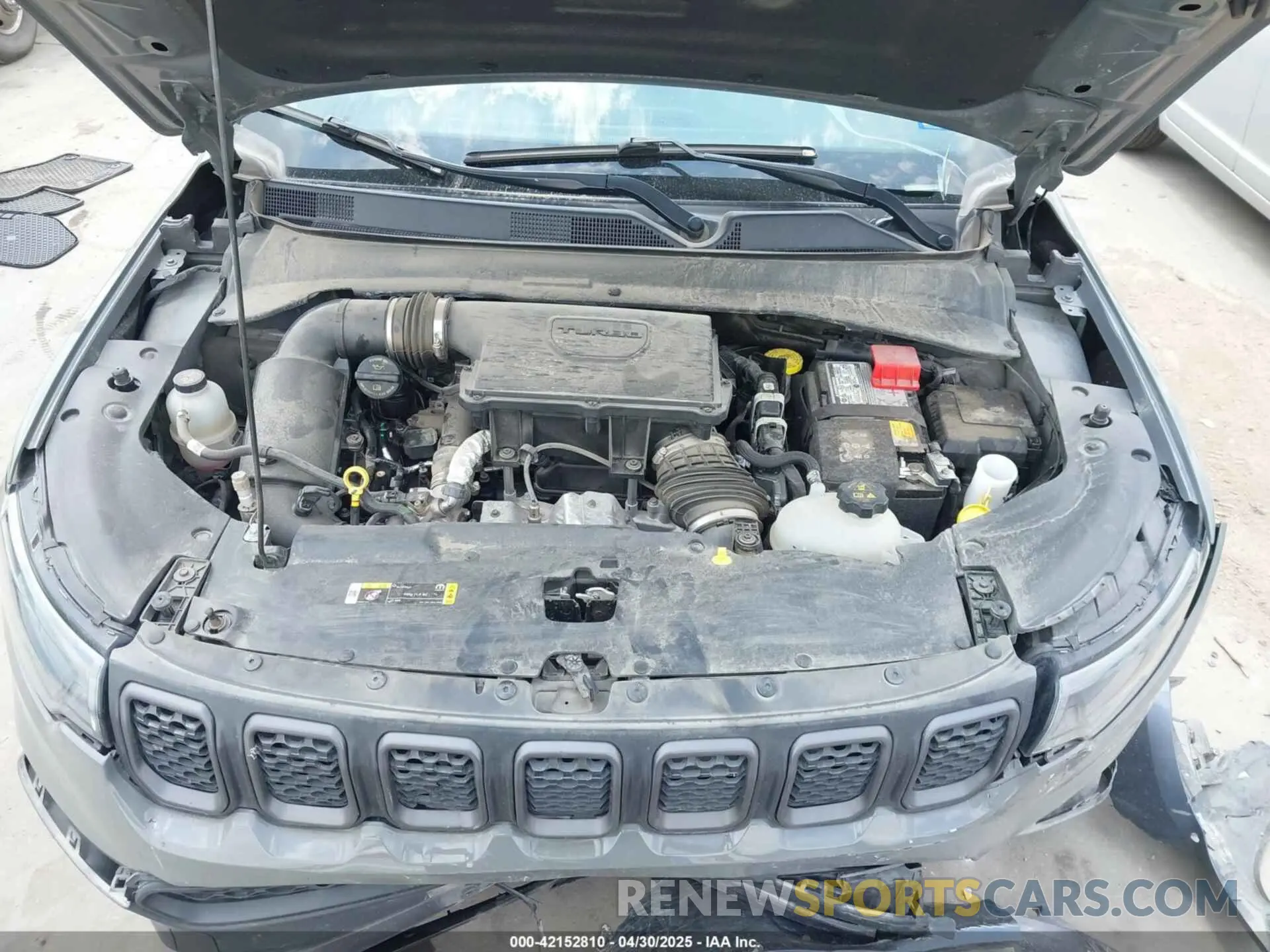 10 Photograph of a damaged car 3C4NJDDN1PT556640 JEEP COMPASS 2023