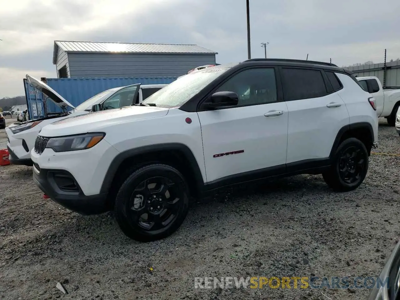 1 Photograph of a damaged car 3C4NJDDN1PT566763 JEEP COMPASS 2023