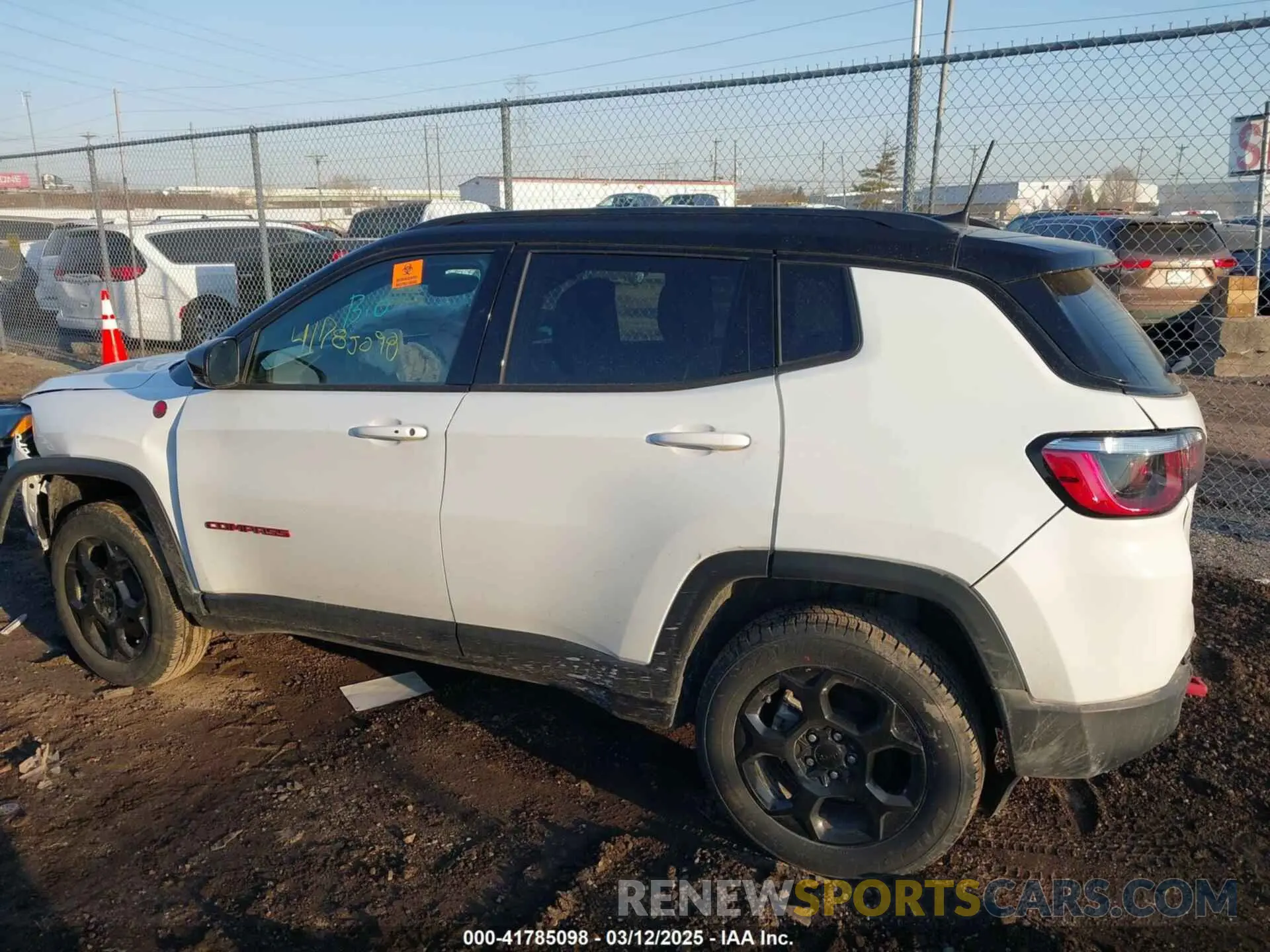 13 Photograph of a damaged car 3C4NJDDN2PT506085 JEEP COMPASS 2023