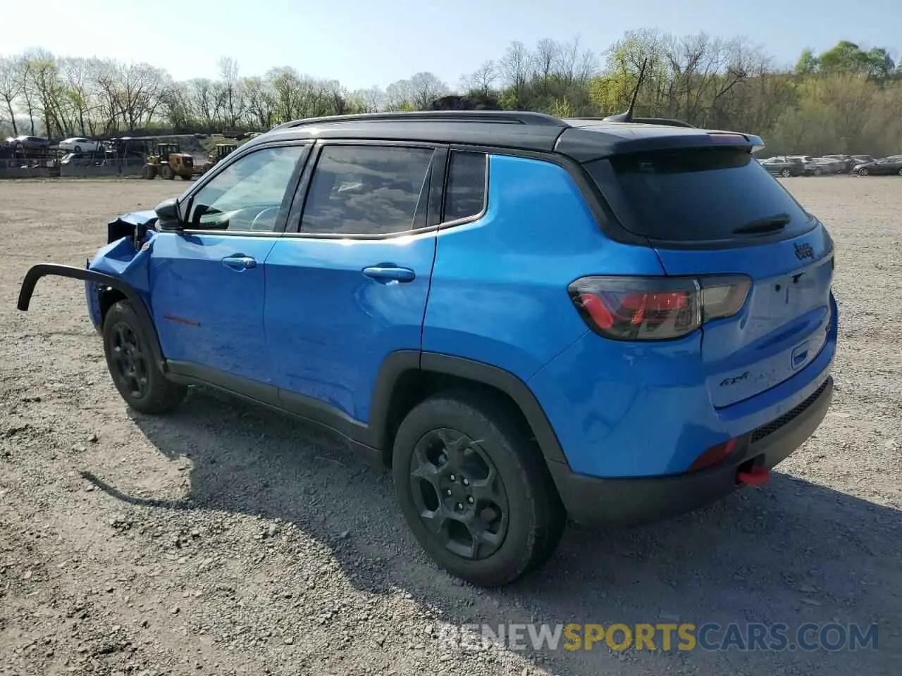 2 Photograph of a damaged car 3C4NJDDN2PT510783 JEEP COMPASS 2023