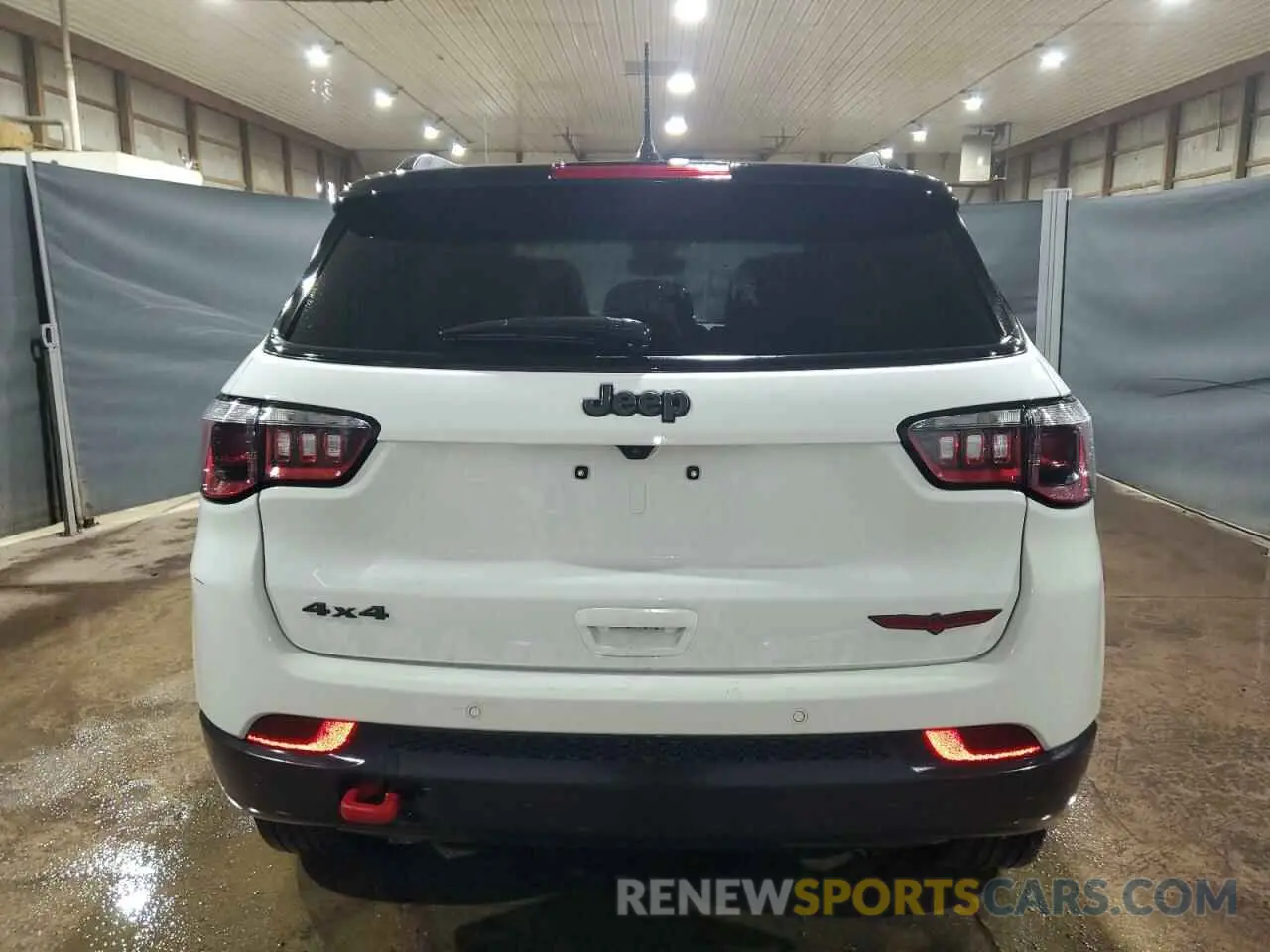 6 Photograph of a damaged car 3C4NJDDN2PT565122 JEEP COMPASS 2023