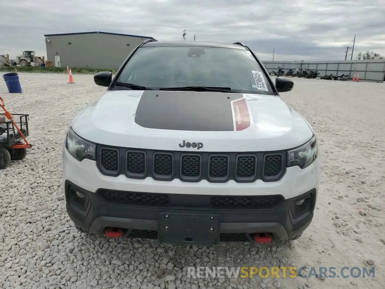 5 Photograph of a damaged car 3C4NJDDN2PT570613 JEEP COMPASS 2023