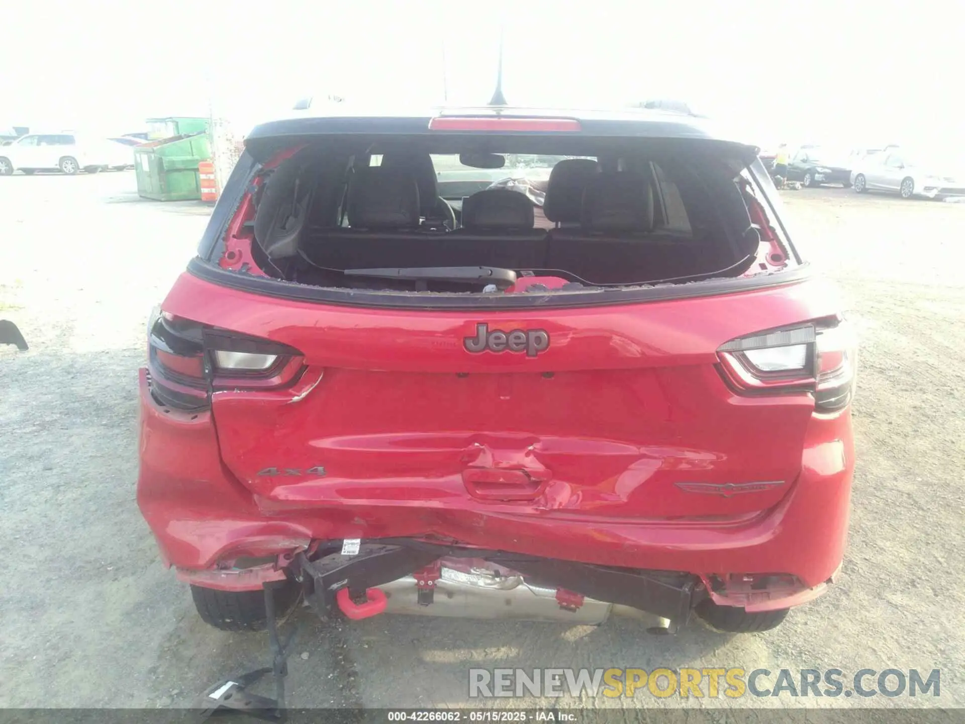 17 Photograph of a damaged car 3C4NJDDN4PT508324 JEEP COMPASS 2023