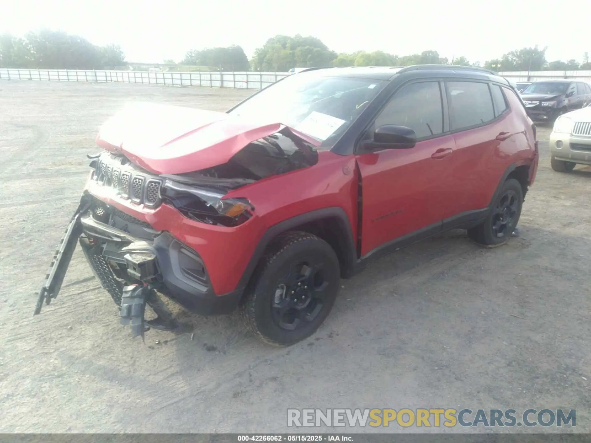 2 Photograph of a damaged car 3C4NJDDN4PT508324 JEEP COMPASS 2023