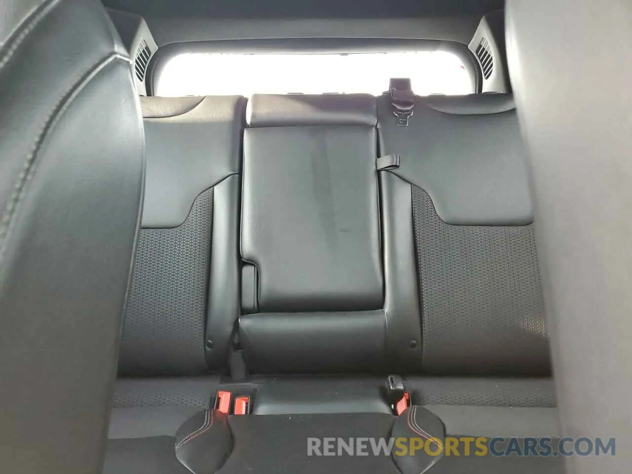 10 Photograph of a damaged car 3C4NJDDN8PT525773 JEEP COMPASS 2023