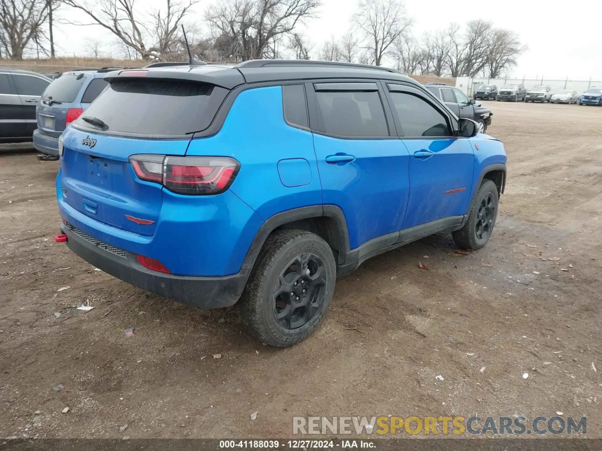 4 Photograph of a damaged car 3C4NJDDN8PT551998 JEEP COMPASS 2023