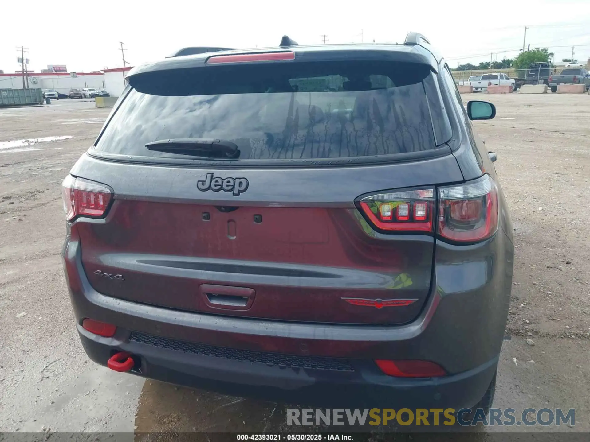 16 Photograph of a damaged car 3C4NJDDN9PT544283 JEEP COMPASS 2023
