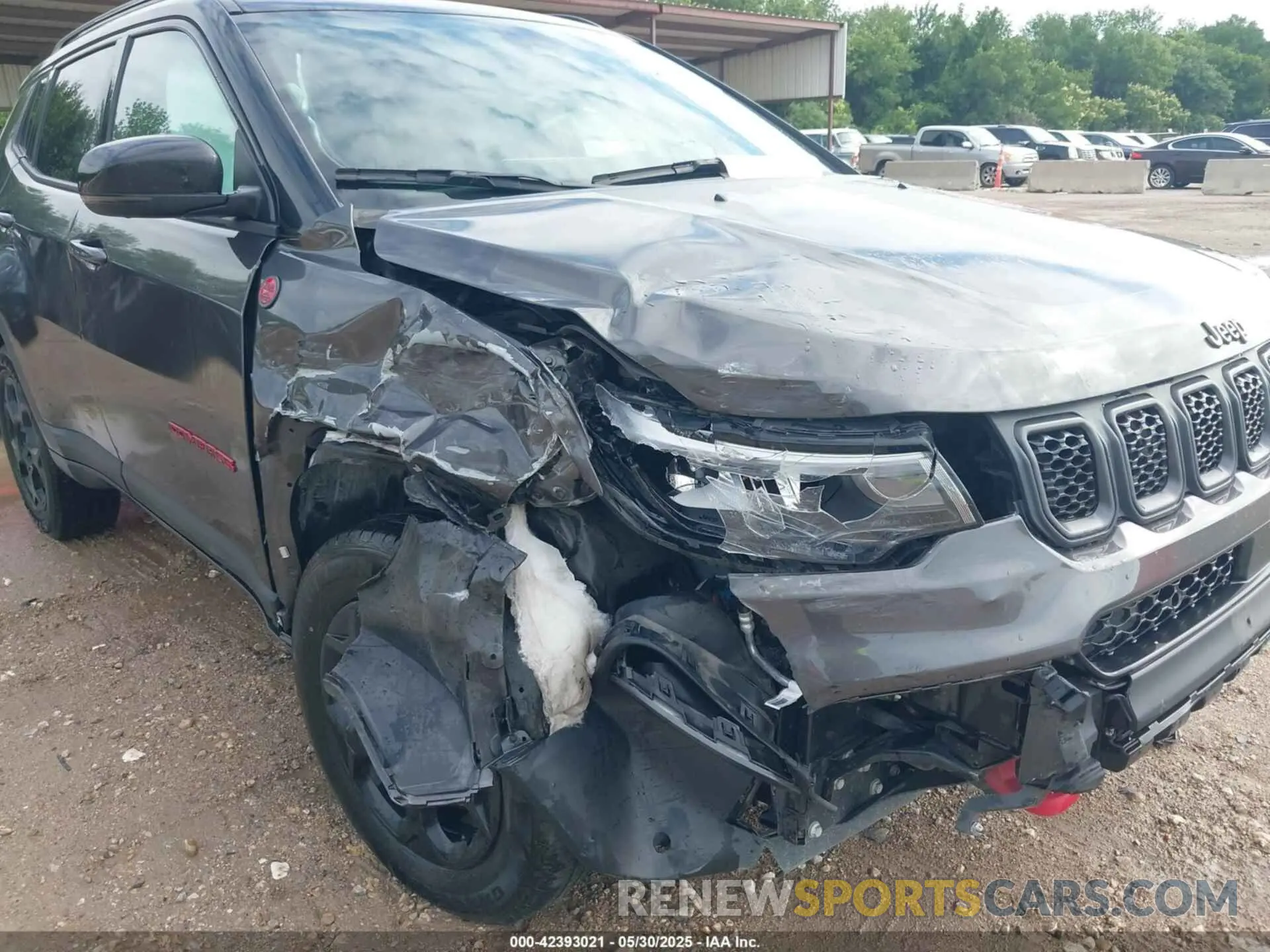 6 Photograph of a damaged car 3C4NJDDN9PT544283 JEEP COMPASS 2023