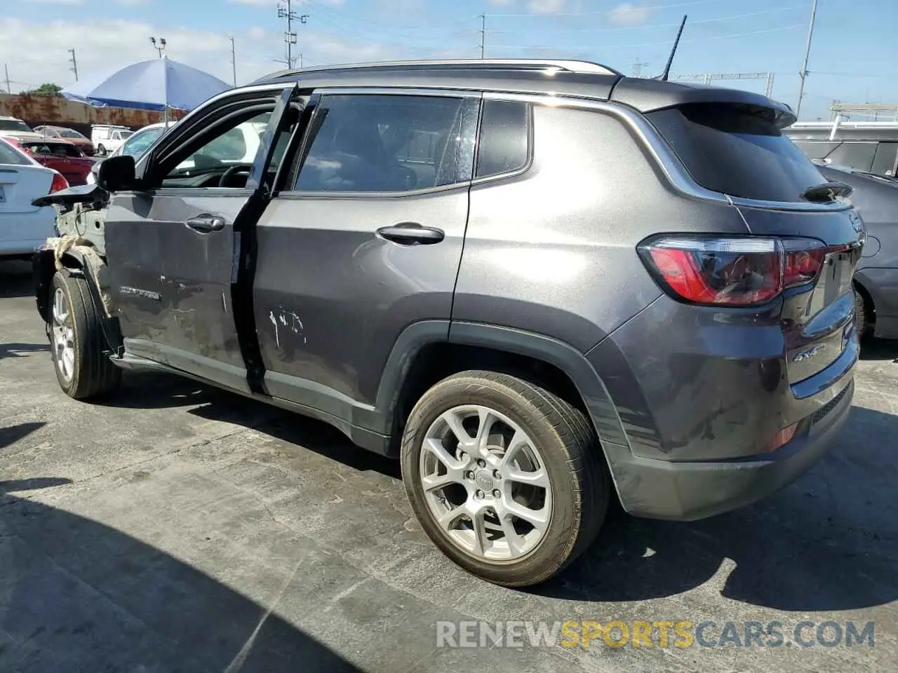 2 Photograph of a damaged car 3C4NJDFN3PT507260 JEEP COMPASS 2023