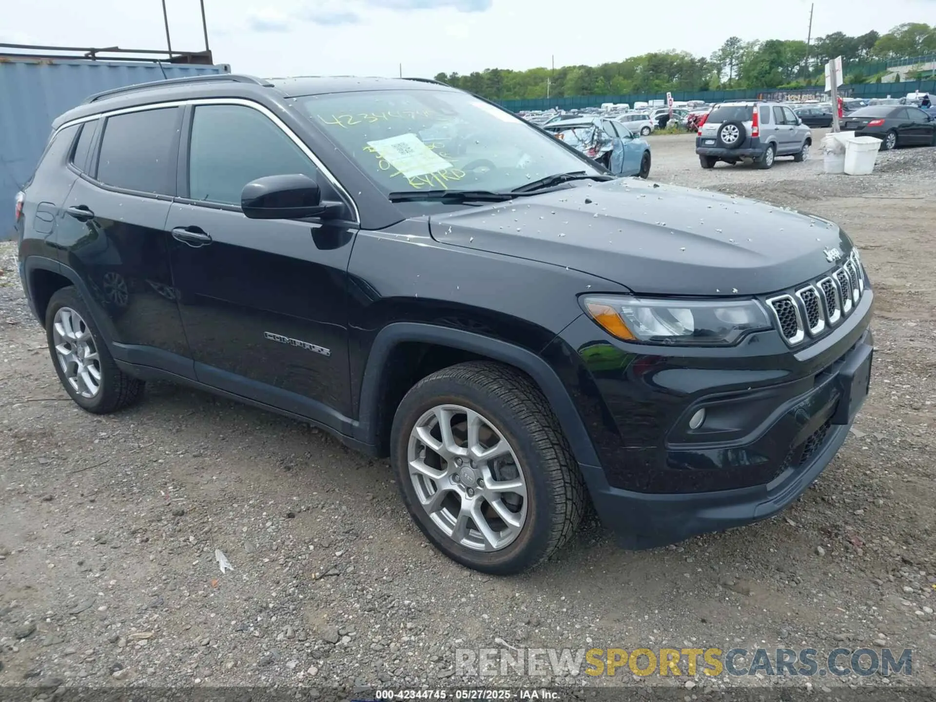 1 Photograph of a damaged car 3C4NJDFN7PT528791 JEEP COMPASS 2023
