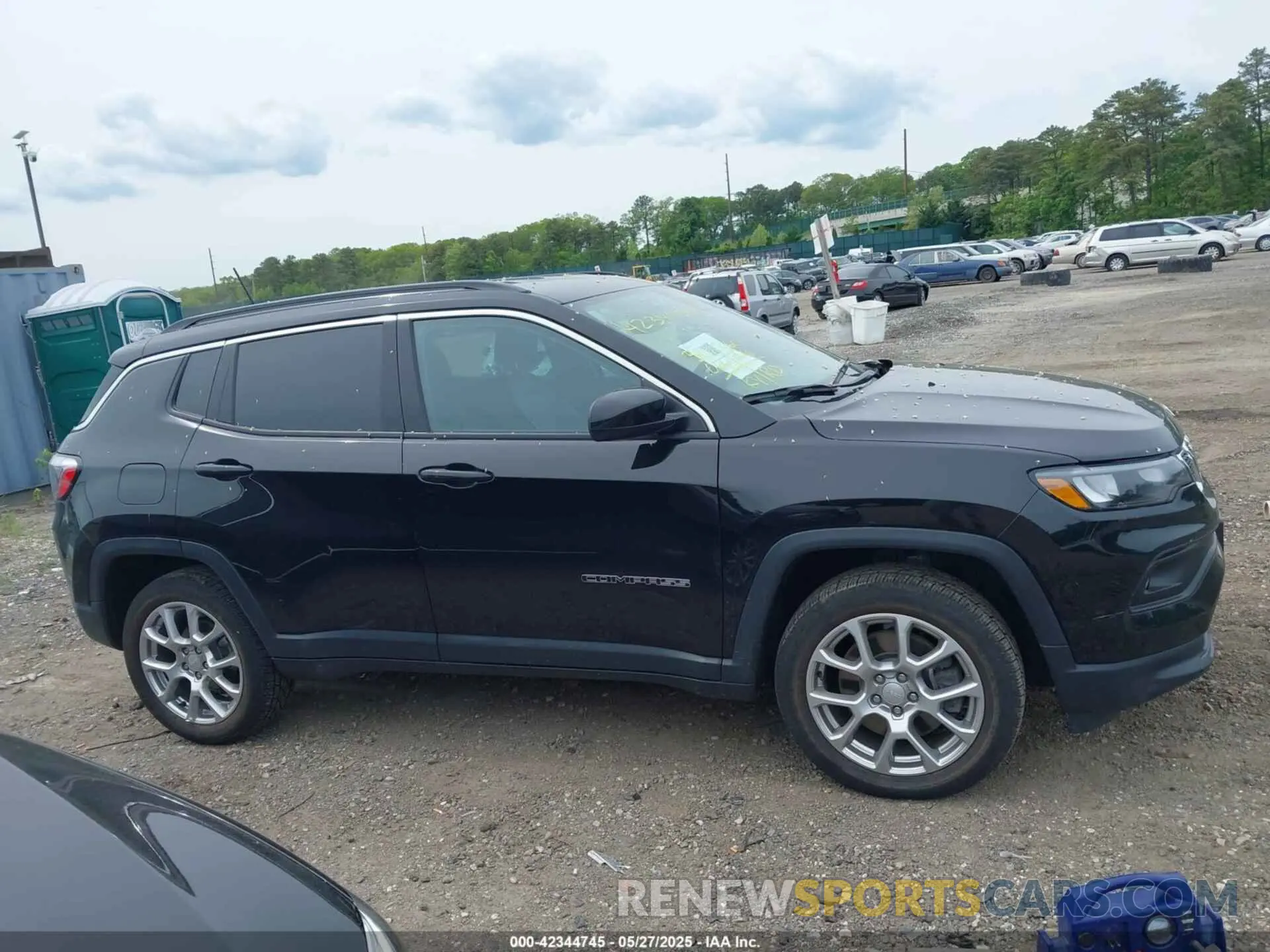 13 Photograph of a damaged car 3C4NJDFN7PT528791 JEEP COMPASS 2023