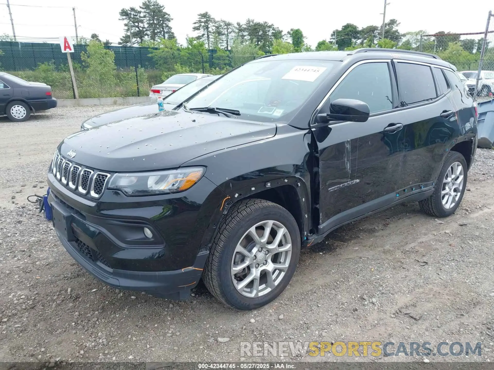 2 Photograph of a damaged car 3C4NJDFN7PT528791 JEEP COMPASS 2023