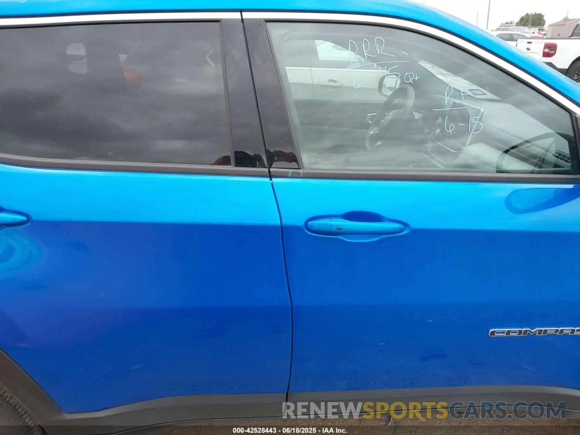 13 Photograph of a damaged car 3C4NJDFN8PT546846 JEEP COMPASS 2023