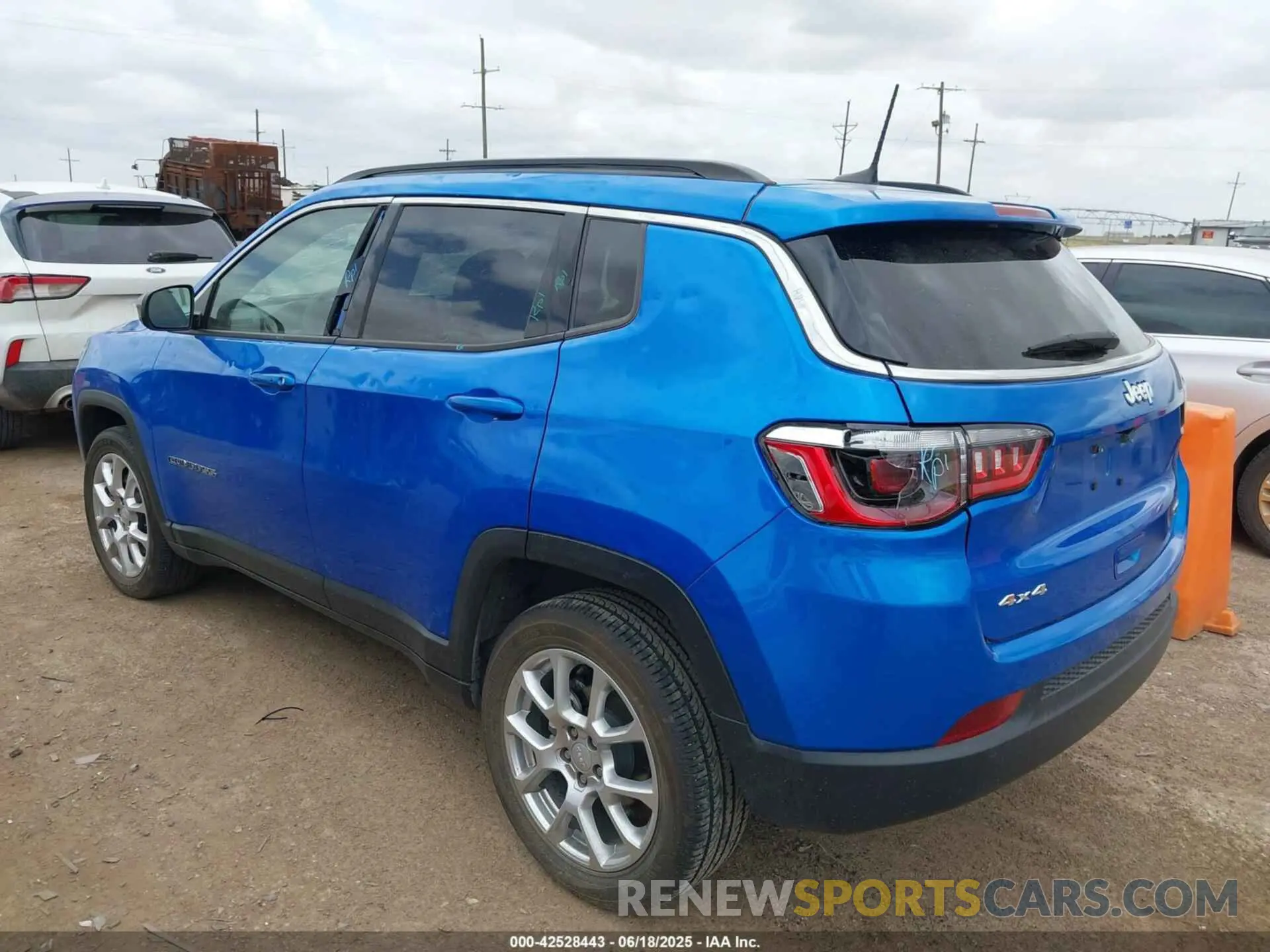 3 Photograph of a damaged car 3C4NJDFN8PT546846 JEEP COMPASS 2023