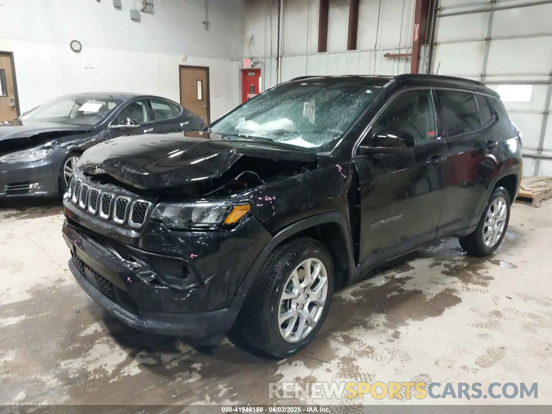 2 Photograph of a damaged car 3C4NJDFN9PT559007 JEEP COMPASS 2023