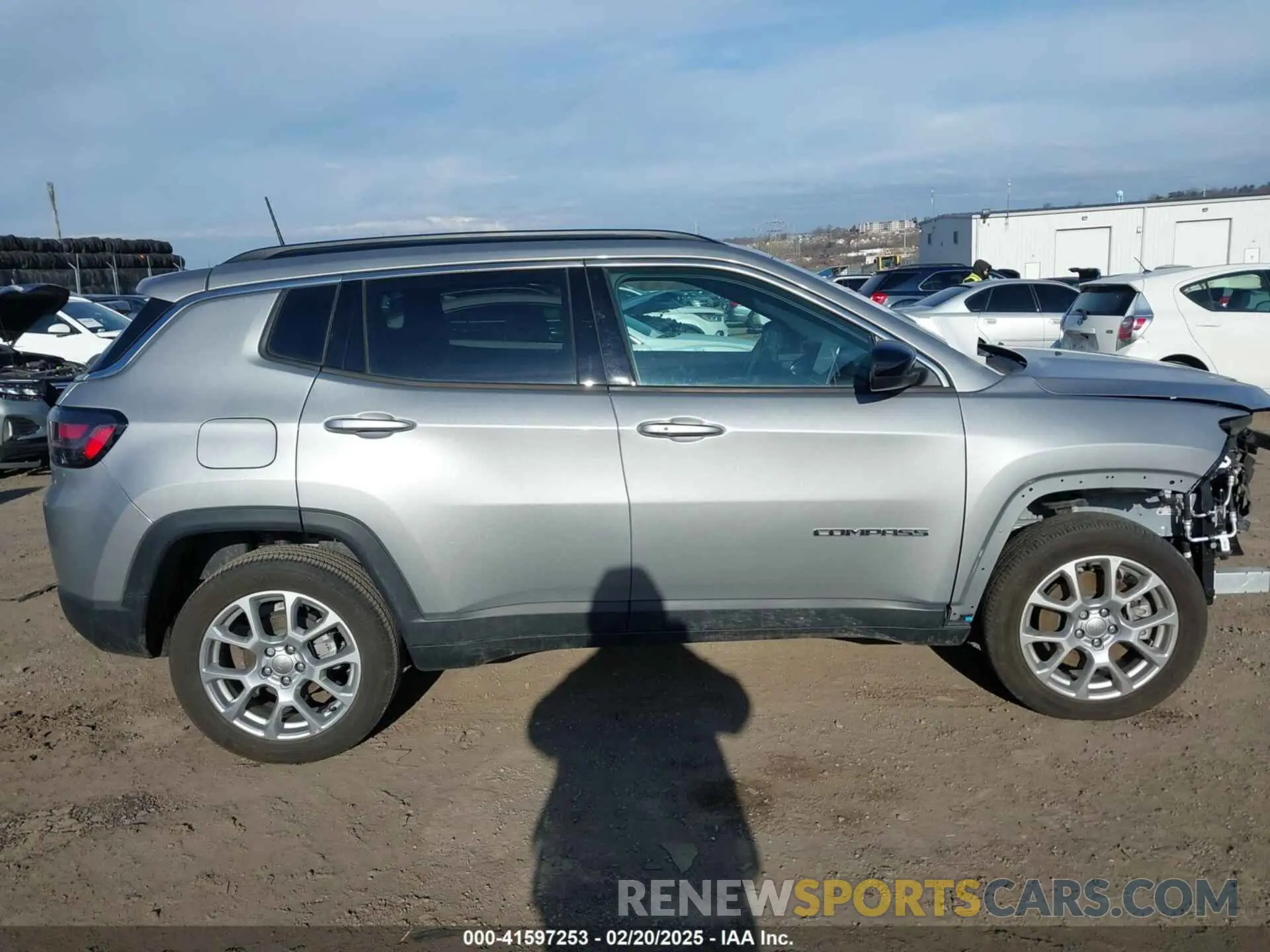 13 Photograph of a damaged car 3C4NJDFNXPT502492 JEEP COMPASS 2023