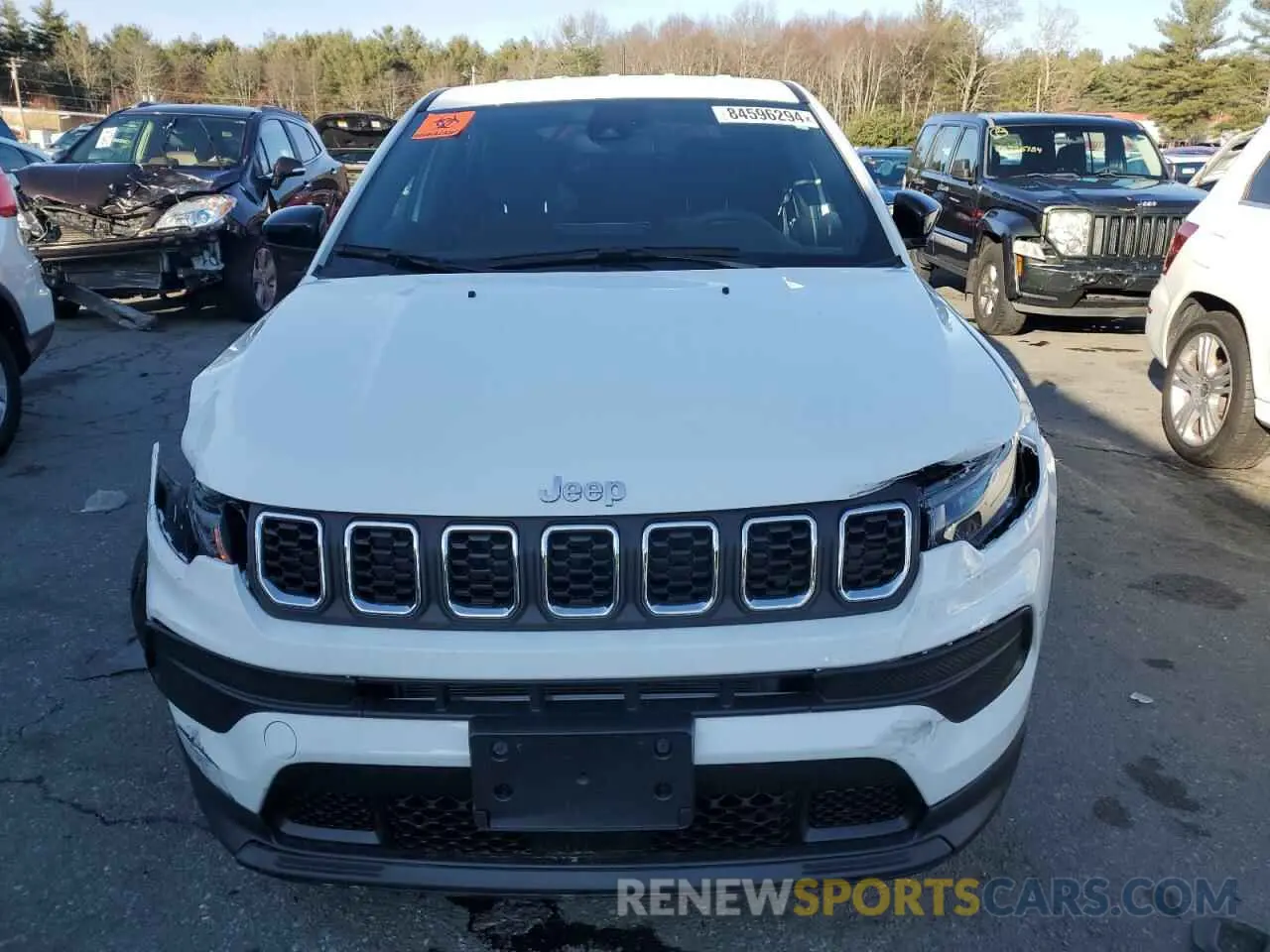 5 Photograph of a damaged car 3C4NJDAN0RT137881 JEEP COMPASS 2024