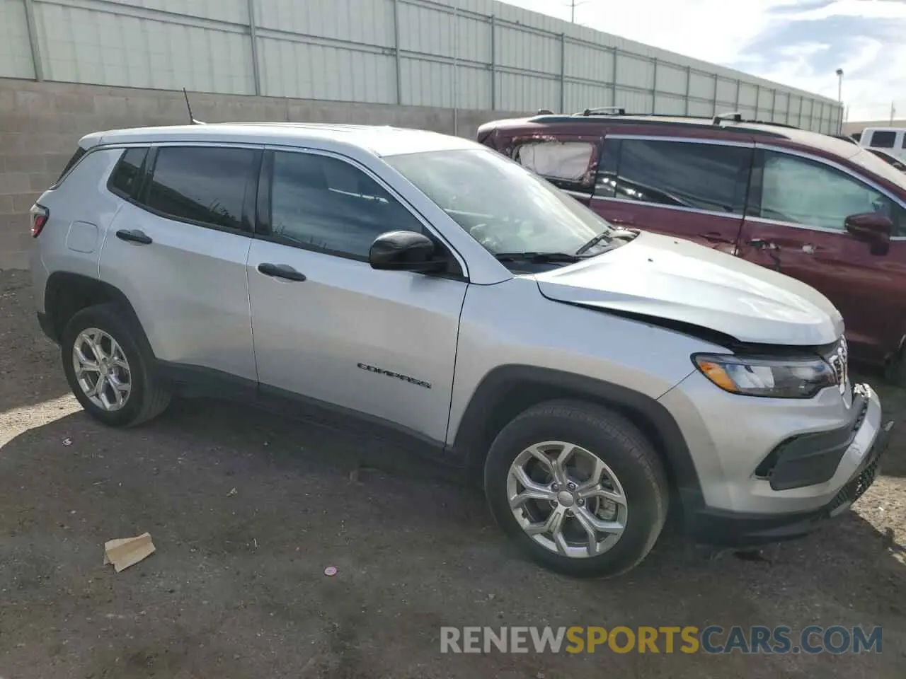 4 Photograph of a damaged car 3C4NJDAN0RT158486 JEEP COMPASS 2024