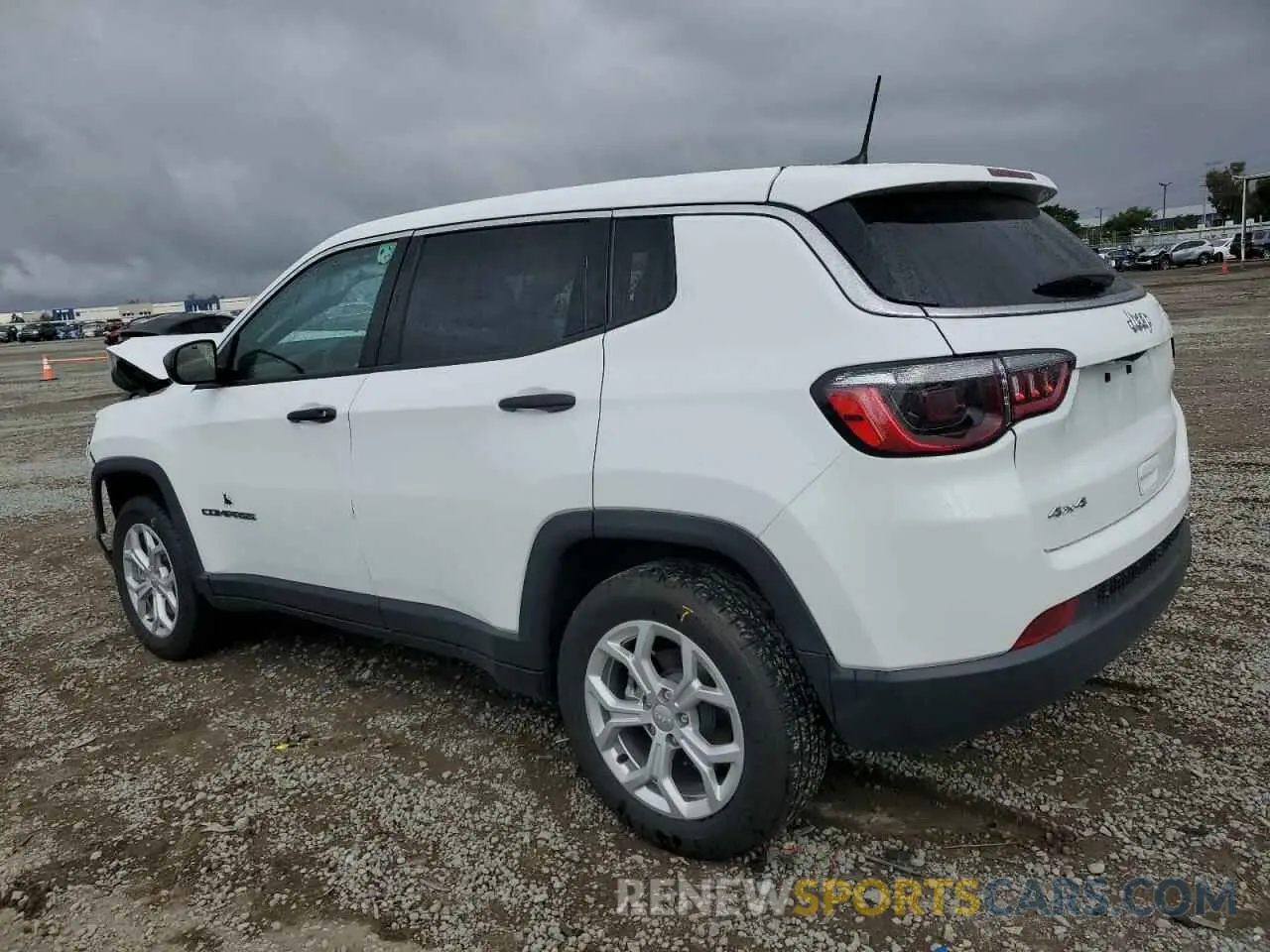 2 Photograph of a damaged car 3C4NJDAN3RT125983 JEEP COMPASS 2024