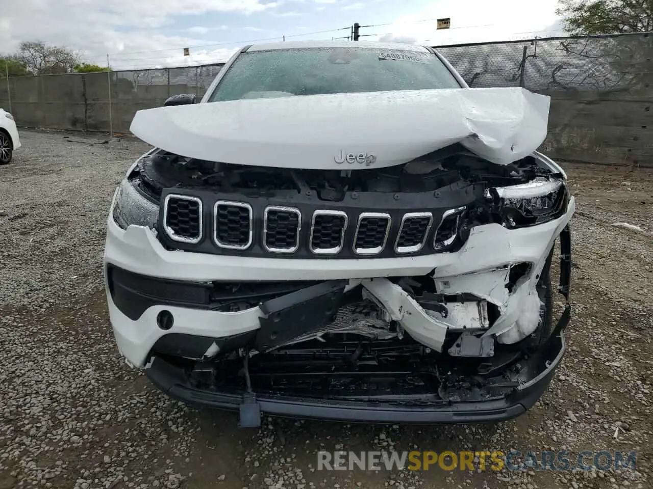 5 Photograph of a damaged car 3C4NJDAN3RT125983 JEEP COMPASS 2024