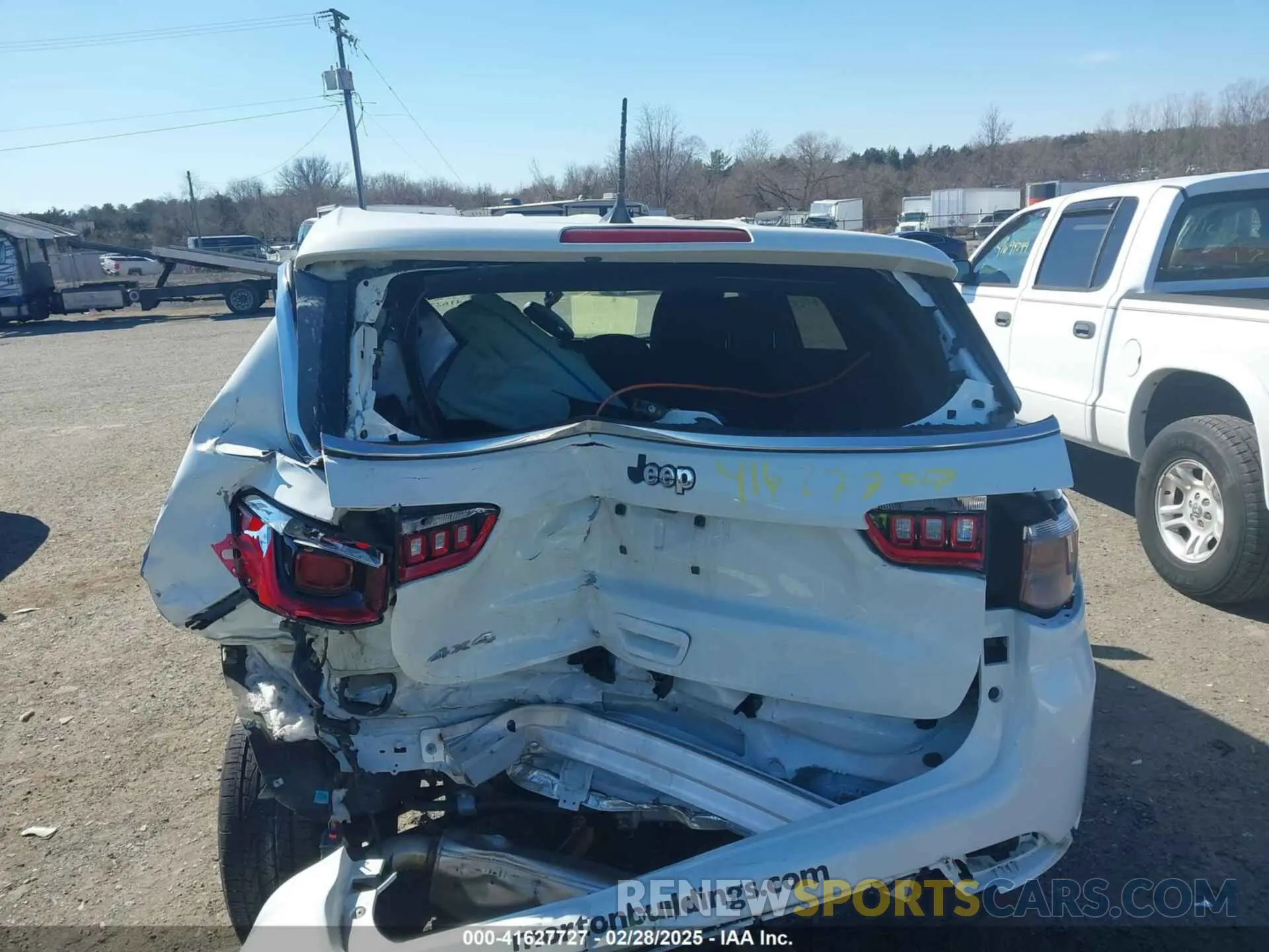 15 Photograph of a damaged car 3C4NJDAN4RT108867 JEEP COMPASS 2024