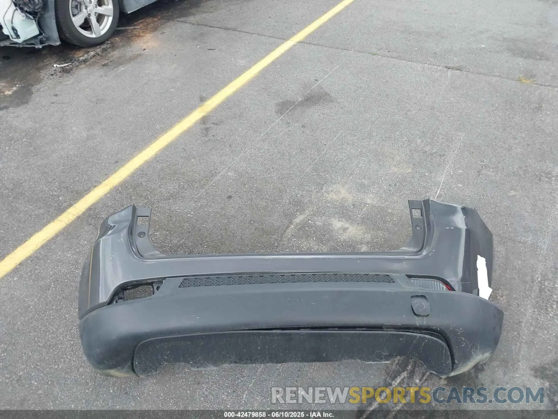 12 Photograph of a damaged car 3C4NJDAN5RT120168 JEEP COMPASS 2024