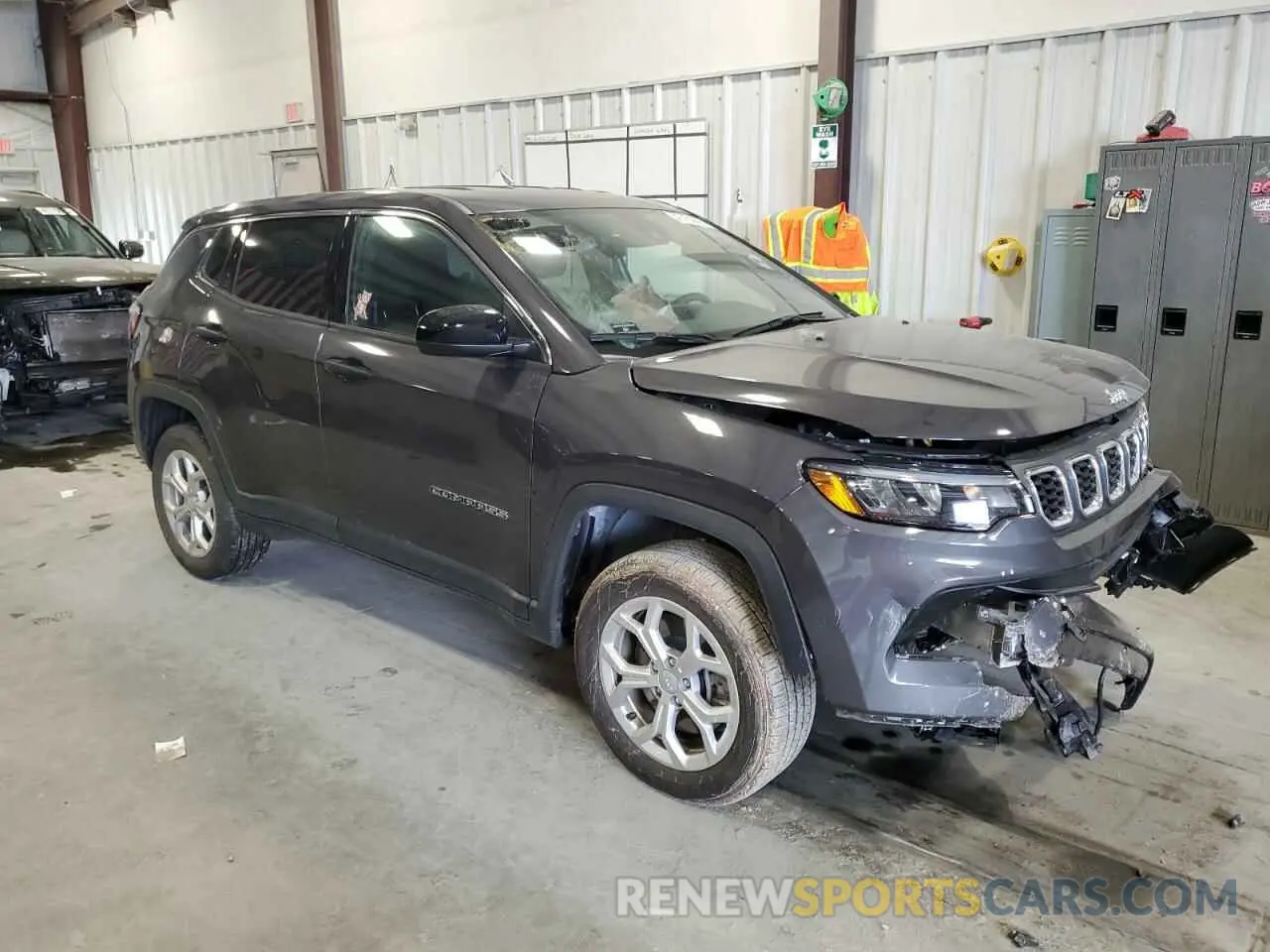 4 Photograph of a damaged car 3C4NJDAN5RT169337 JEEP COMPASS 2024